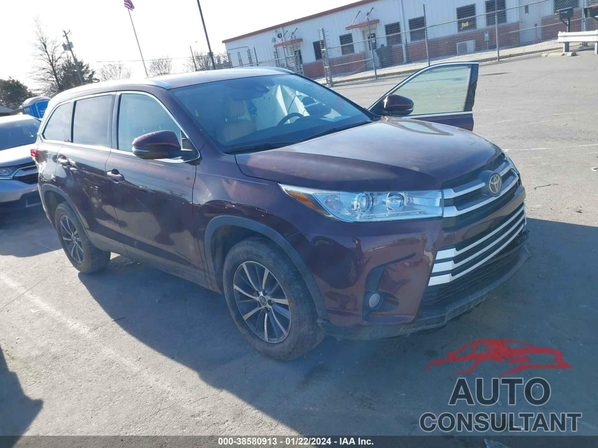 TOYOTA HIGHLANDER 2019 - 5TDKZRFH2KS362850