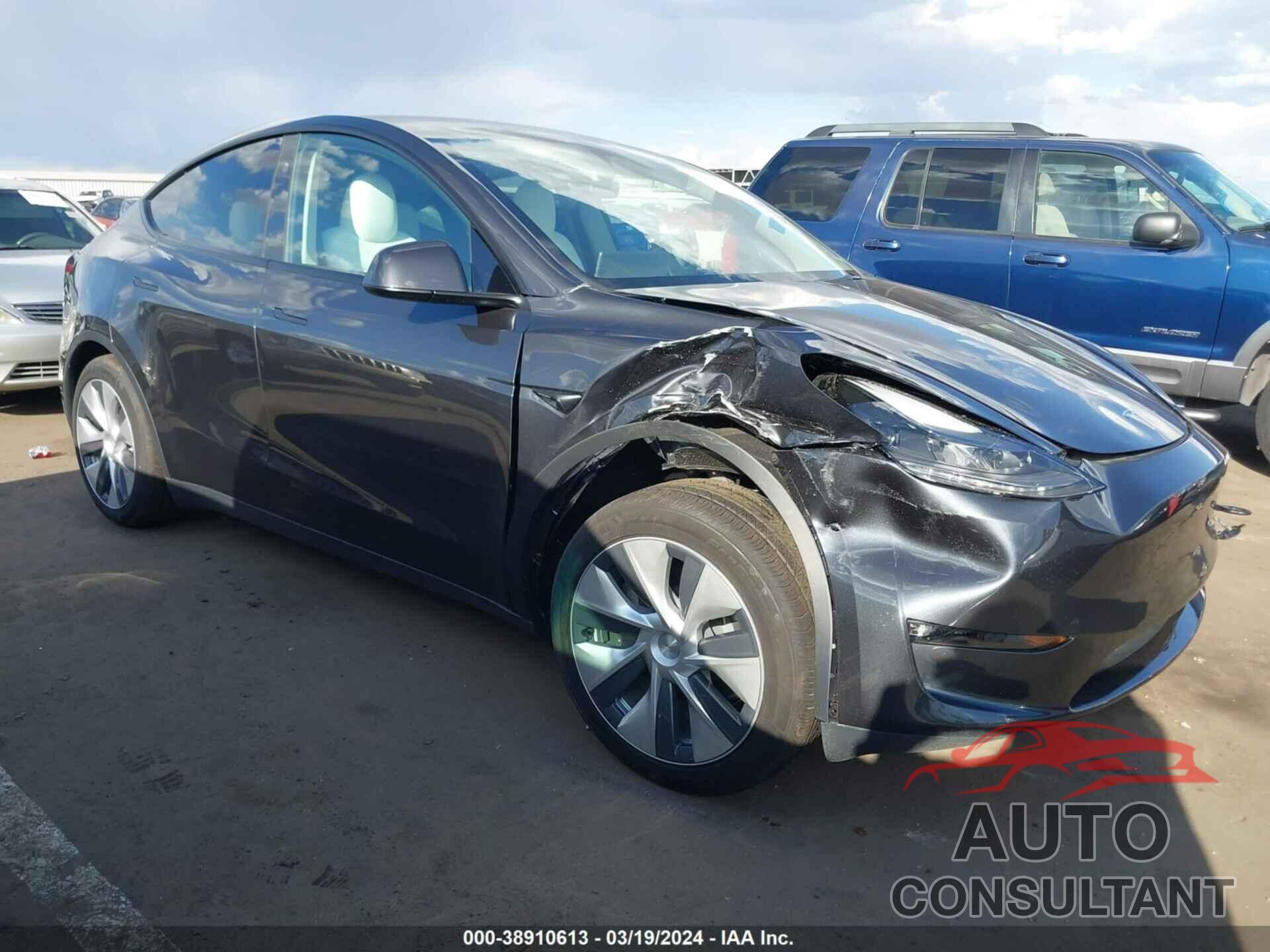 TESLA MODEL Y 2024 - 7SAYGDEE7RF995629