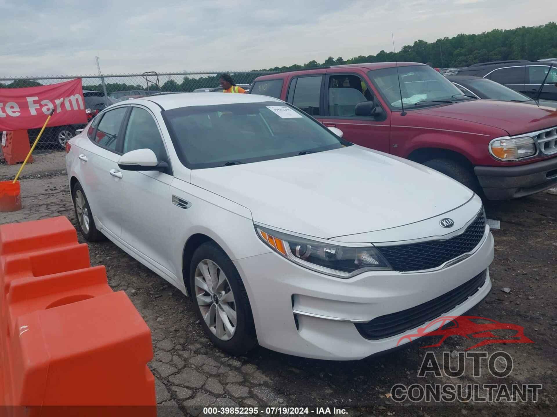 KIA OPTIMA 2018 - 5XXGT4L34JG253292