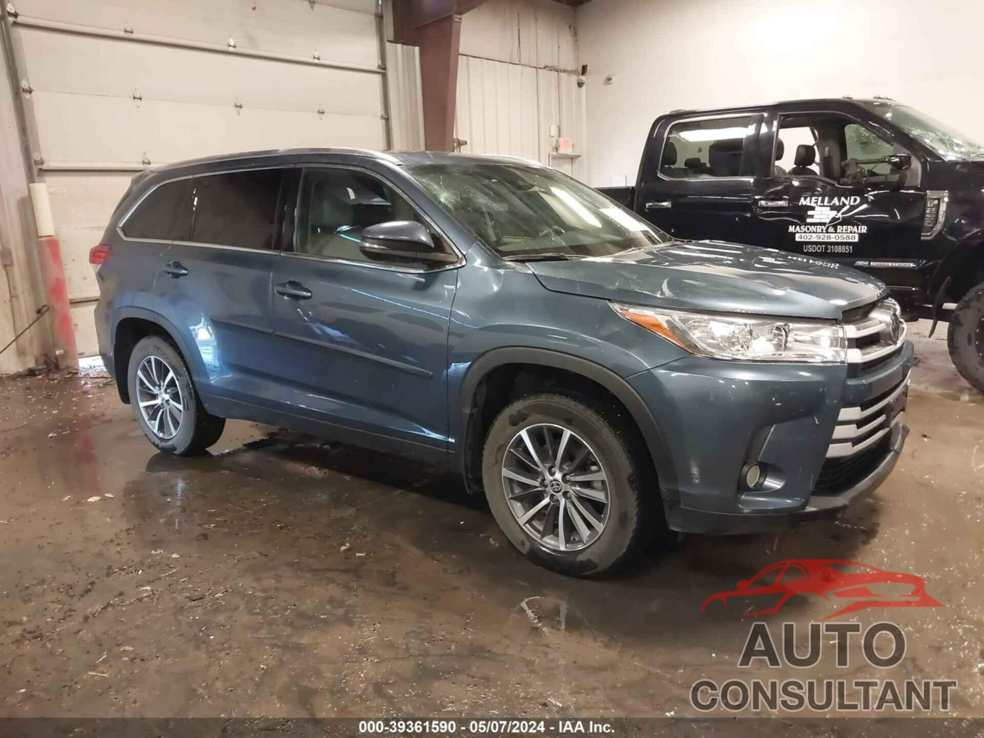 TOYOTA HIGHLANDER 2019 - 5TDJZRFH1KS746453