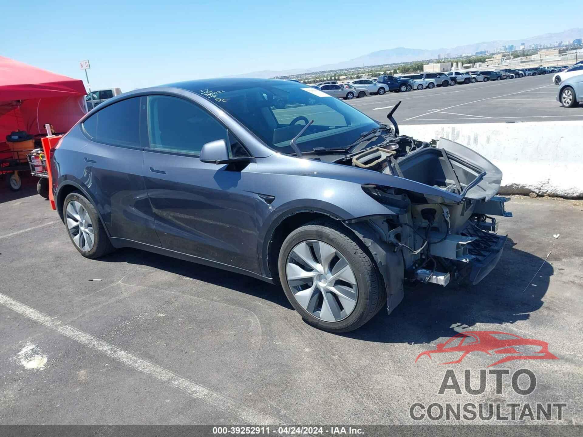 TESLA MODEL Y 2021 - 5YJYGDEE5MF086150