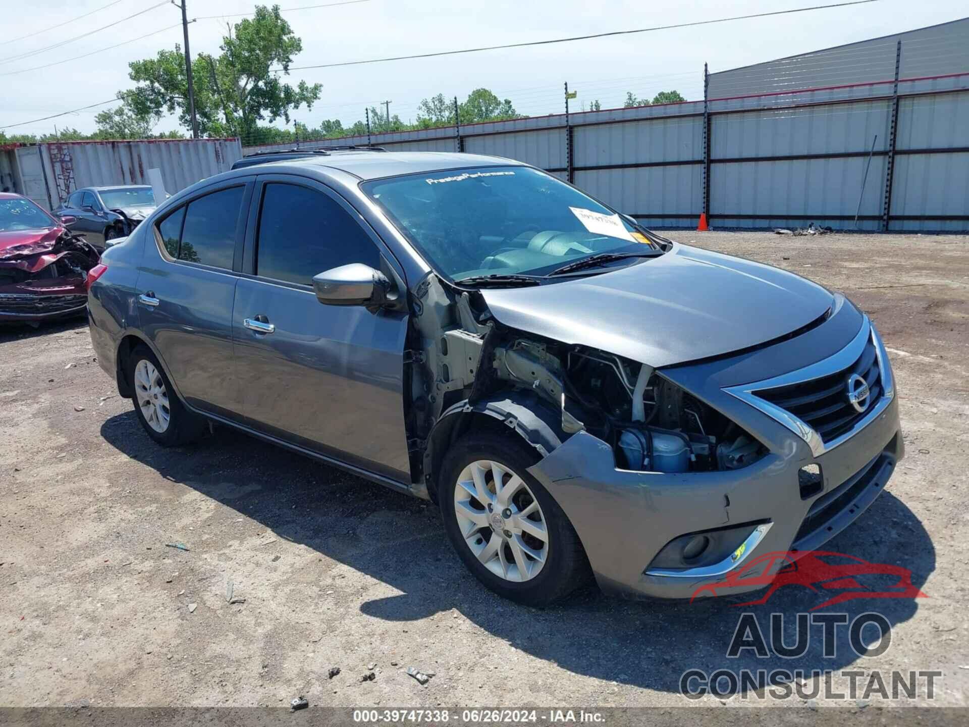 NISSAN VERSA 2017 - 3N1CN7APXHL809977