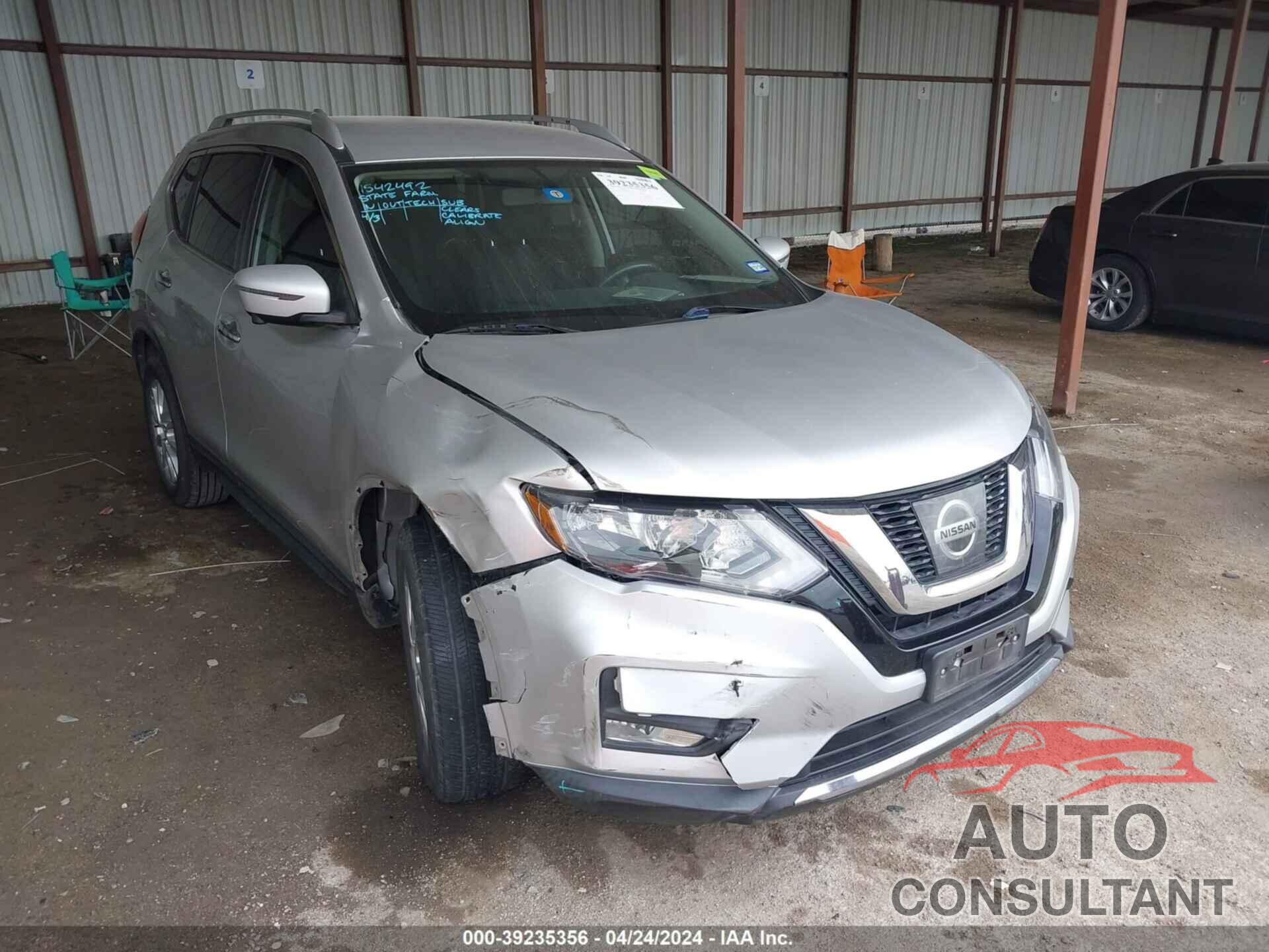 NISSAN ROGUE 2017 - KNMAT2MT8HP607276