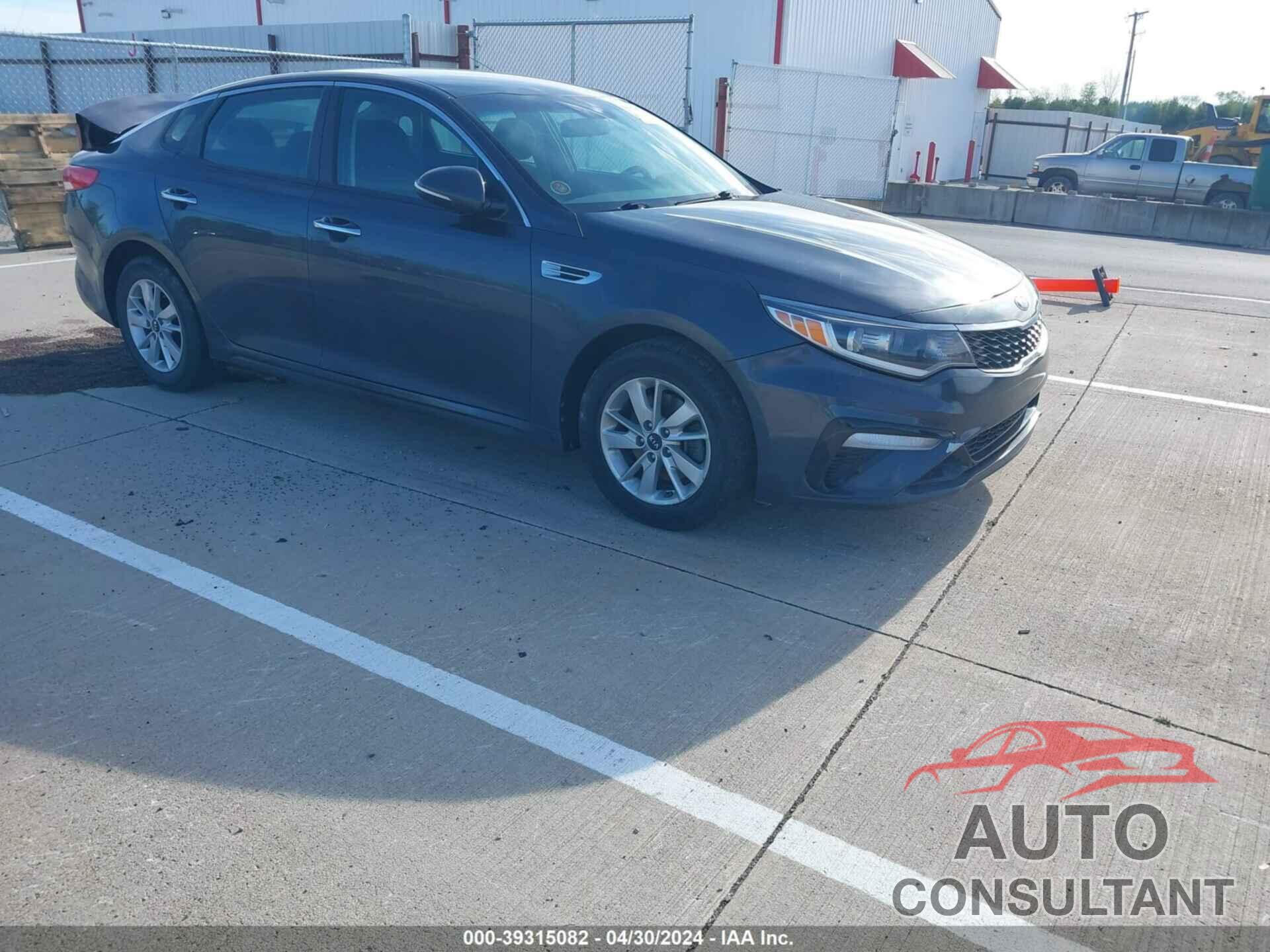 KIA OPTIMA 2018 - KNAGT4L3XJ5219567