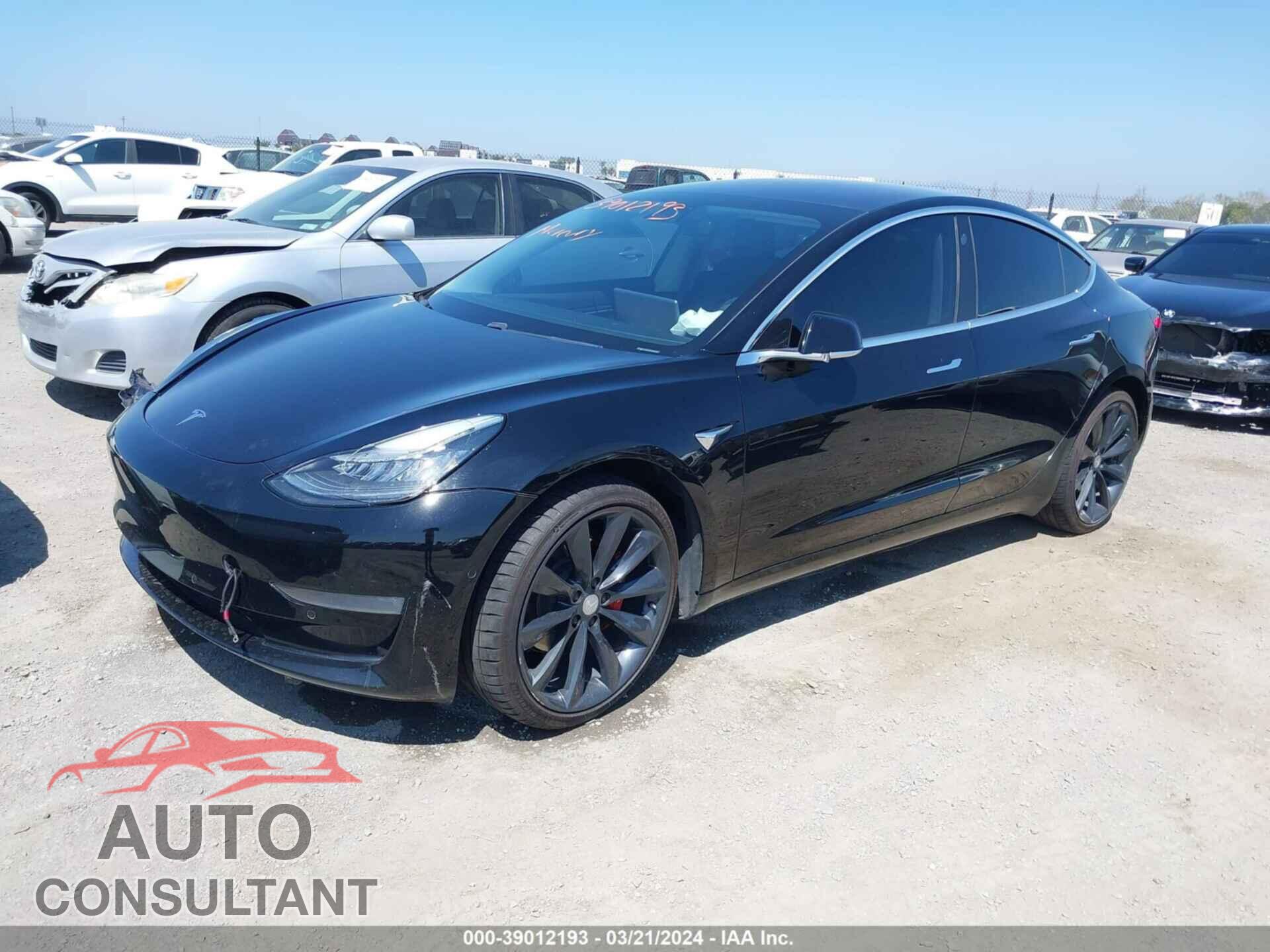 TESLA MODEL 3 2019 - 5YJ3E1EA5KF306069