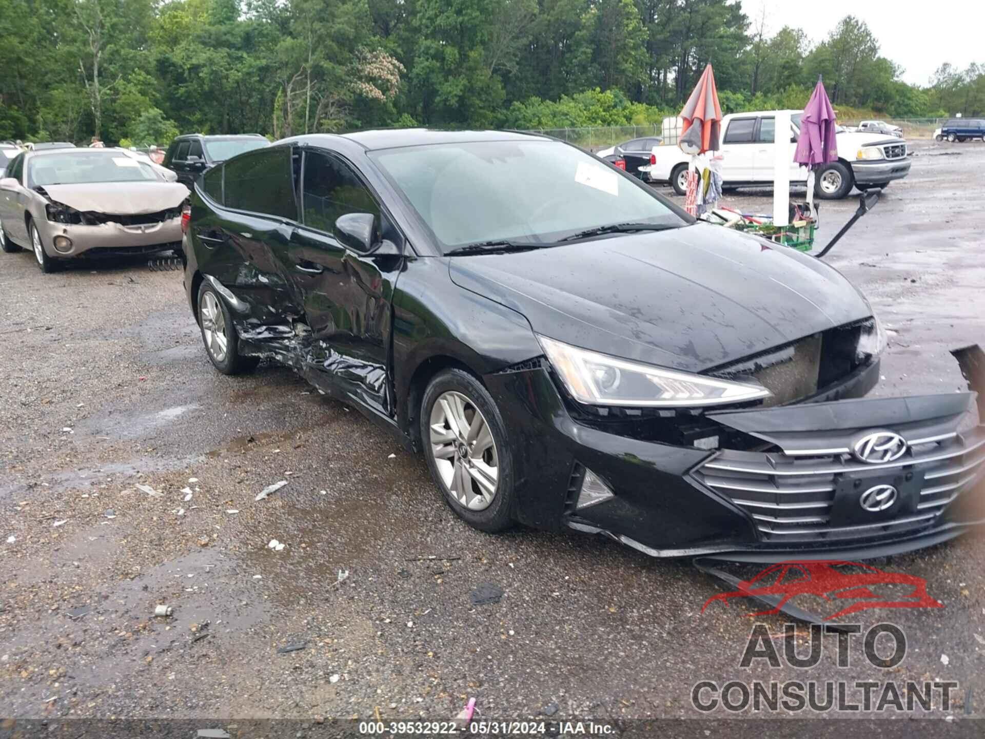 HYUNDAI ELANTRA 2019 - 5NPD84LF3KH435019