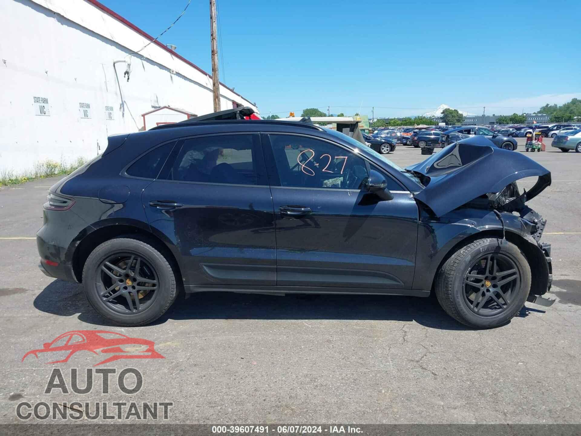 PORSCHE MACAN 2018 - WP1AA2A50JLB18474