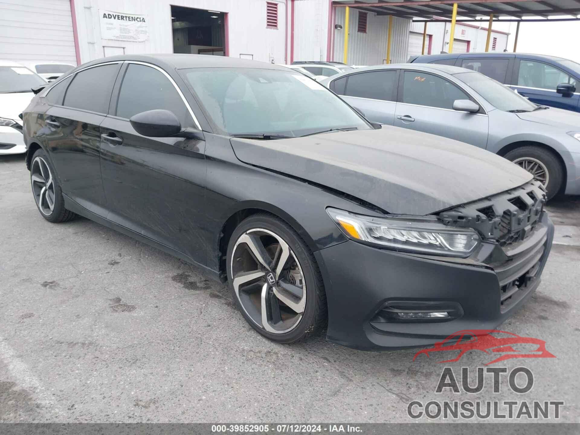 HONDA ACCORD 2018 - 1HGCV1F34JA150910