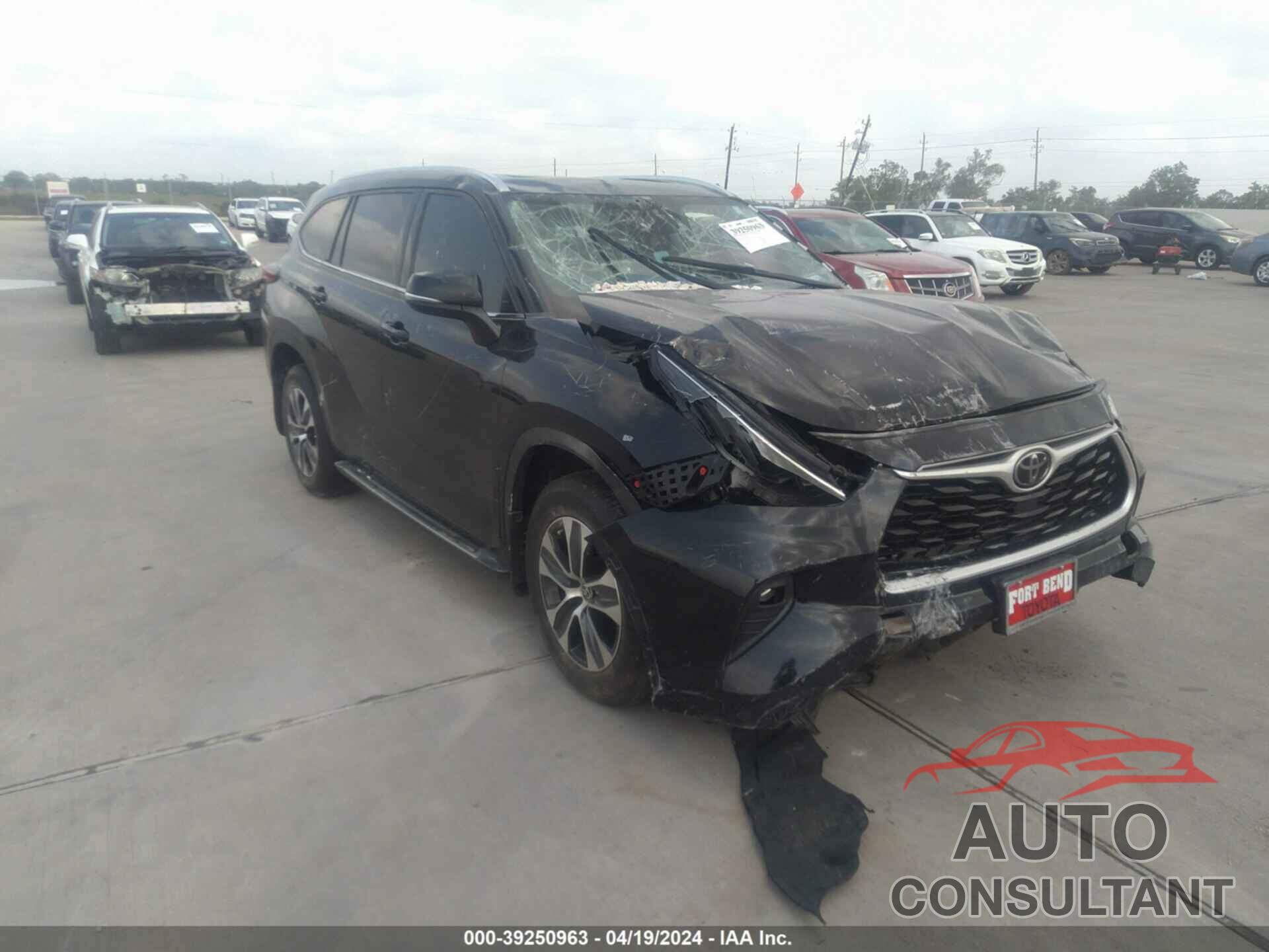 TOYOTA HIGHLANDER 2021 - 5TDGZRBH9MS086567