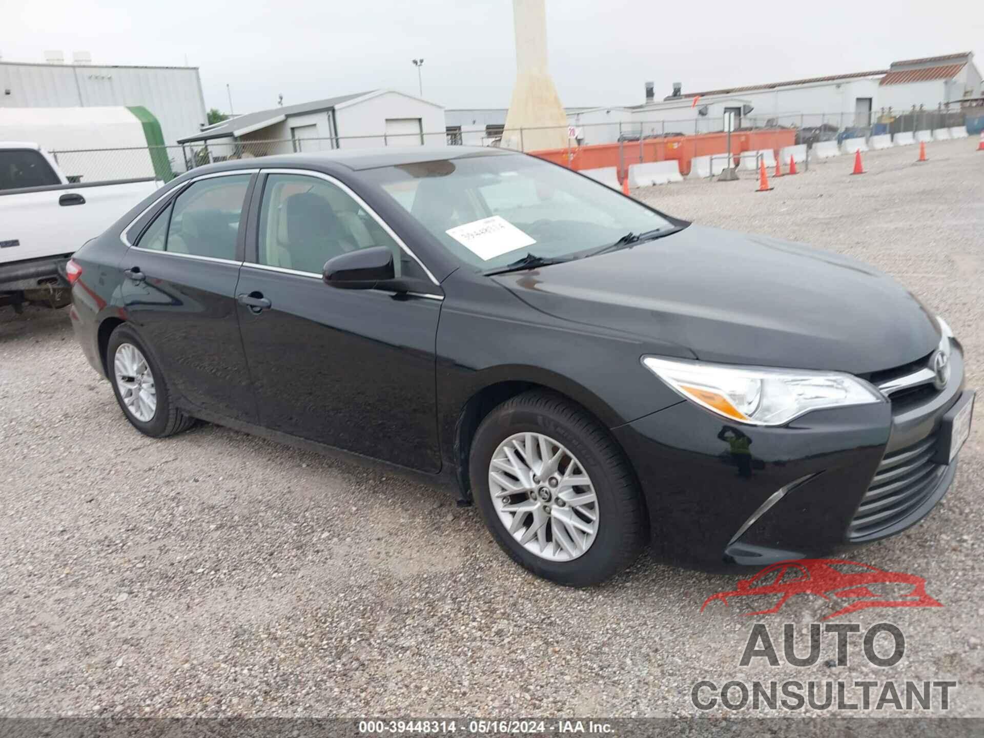 TOYOTA CAMRY 2016 - 4T4BF1FK2GR535843