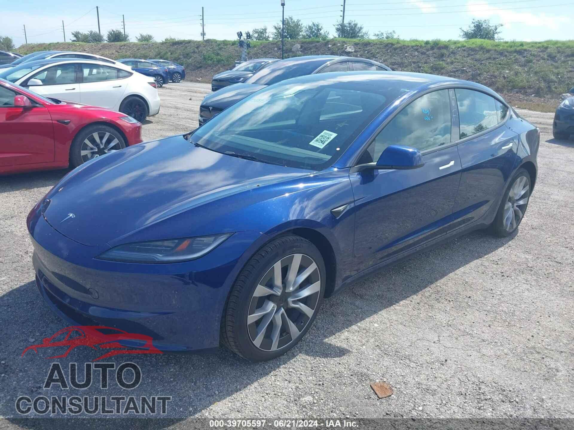 TESLA MODEL 3 2024 - 5YJ3E1EA7RF765503