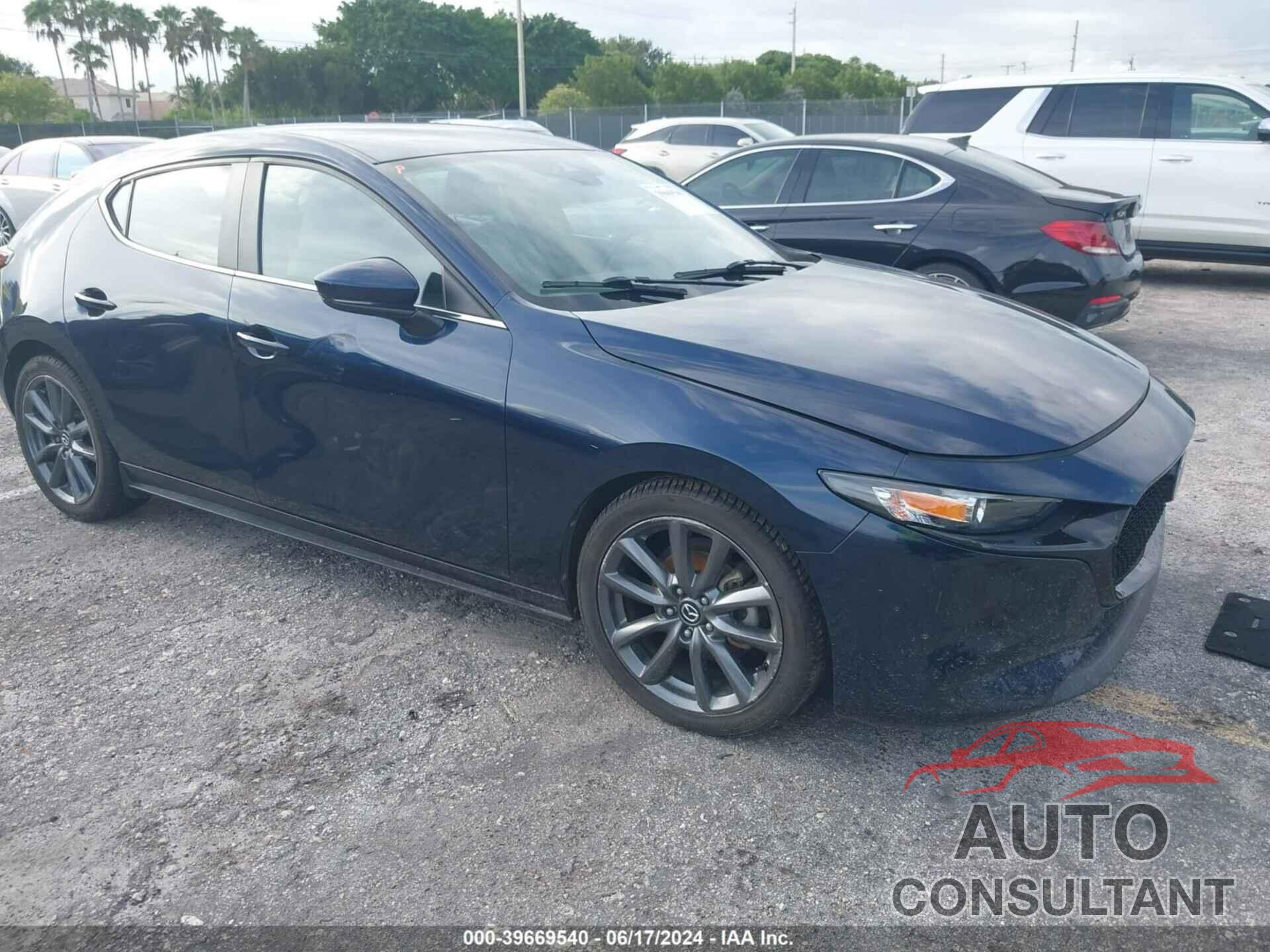 MAZDA MAZDA3 2019 - JM1BPAMM0K1146368