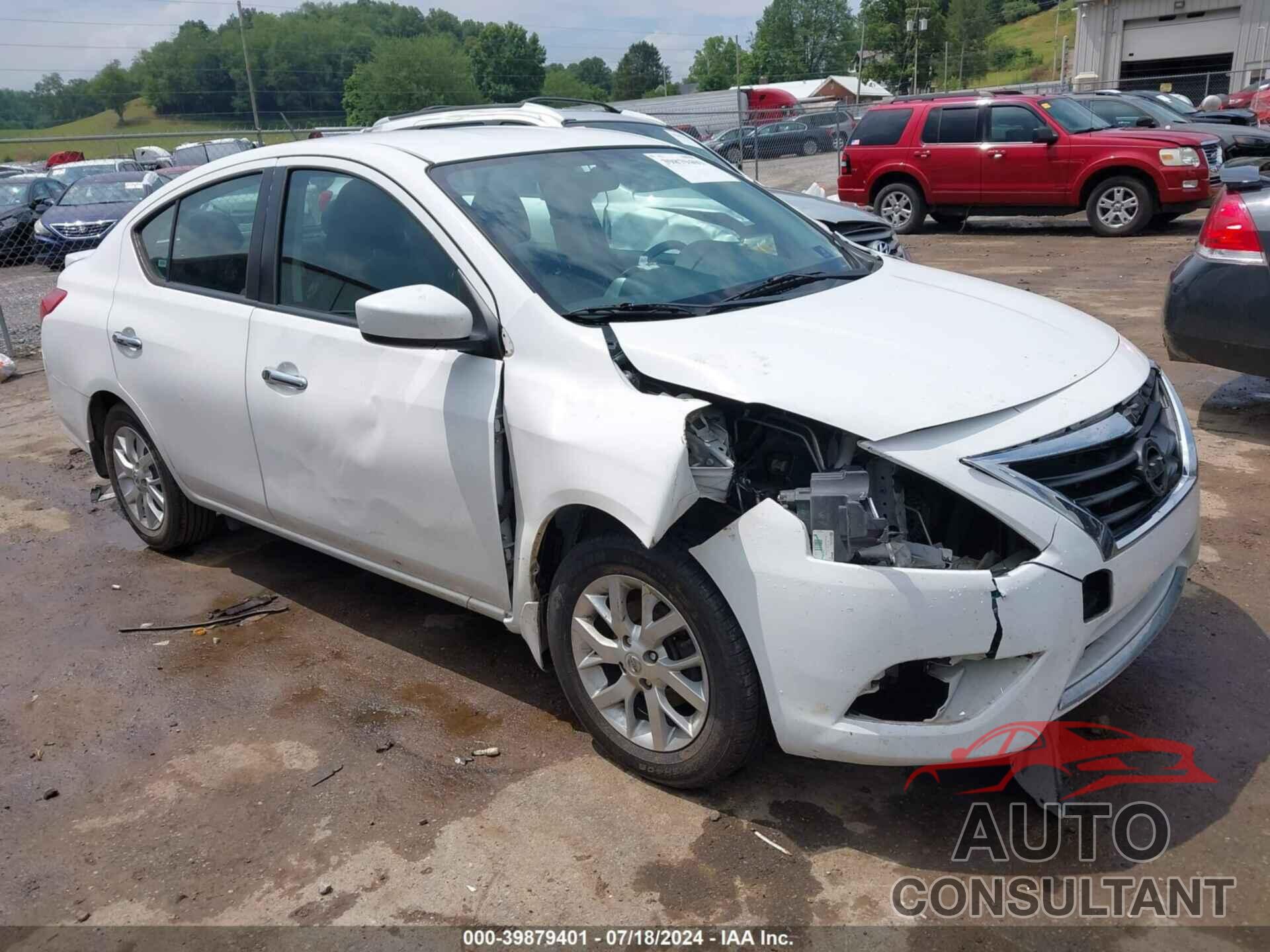 NISSAN VERSA 2018 - 3N1CN7AP1JL821683