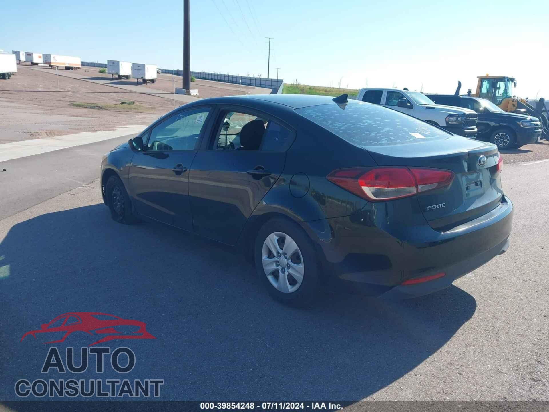 KIA FORTE 2017 - 3KPFK4A72HE077804