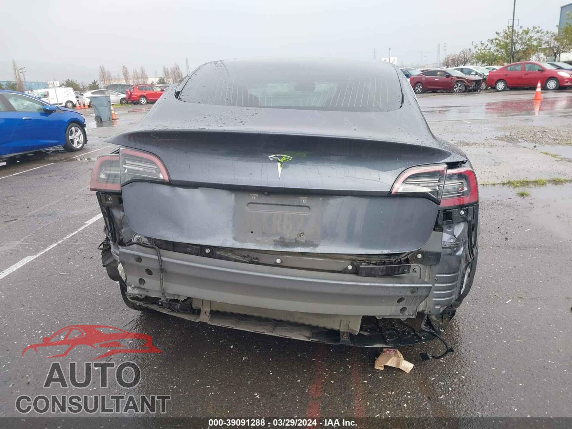 TESLA MODEL 3 2018 - 5YJ3E1EA9JF024001