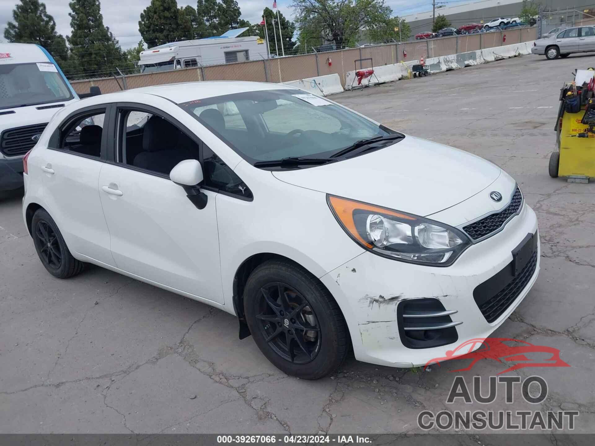 KIA RIO 2017 - KNADN5A37H6802933