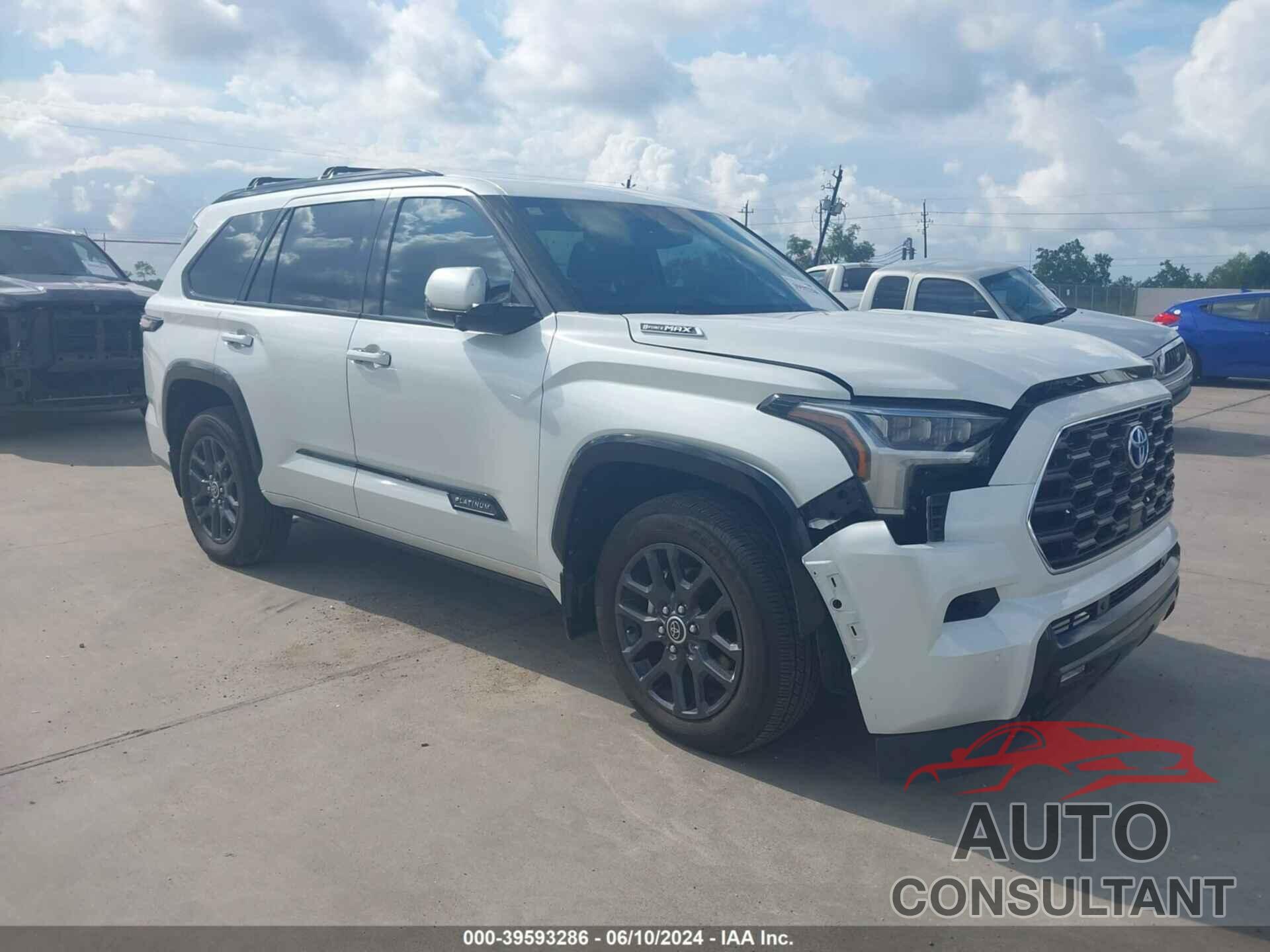 TOYOTA SEQUOIA 2023 - 7SVAAABA9PX012653