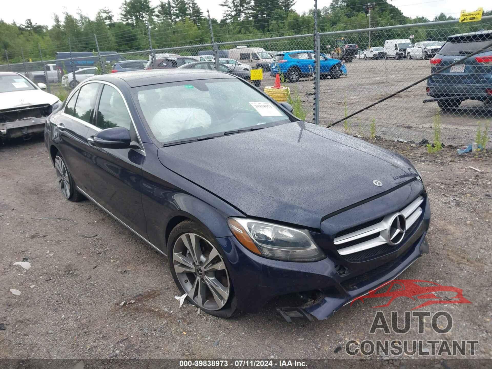 MERCEDES-BENZ C 300 2018 - 55SWF4JB0JU276177