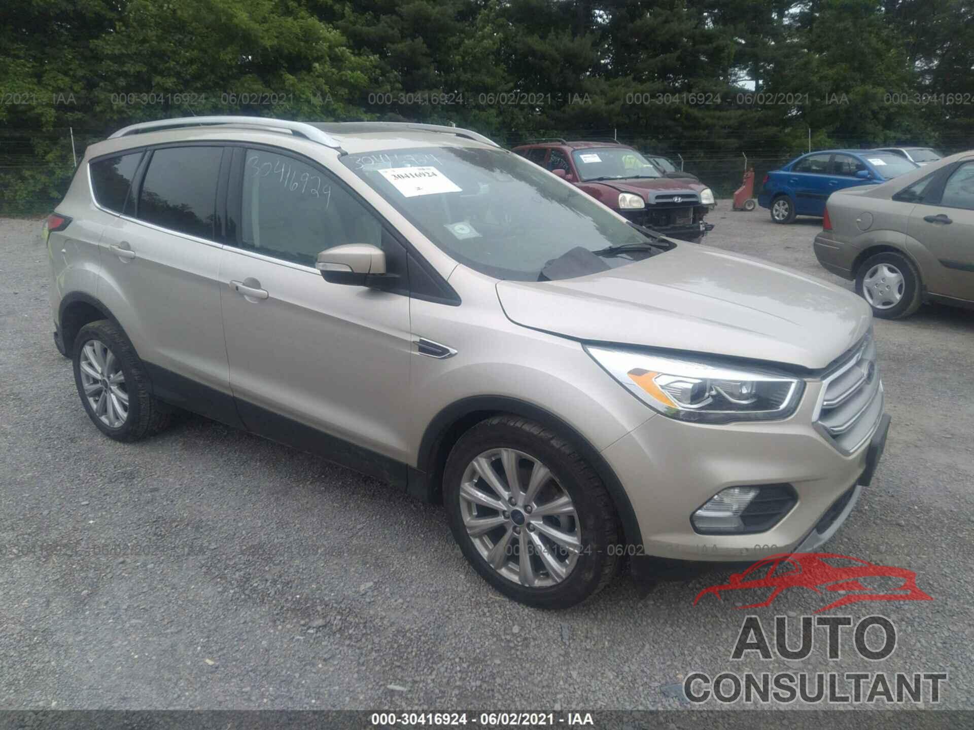 FORD ESCAPE 2017 - 1FMCU0JD8HUB59609