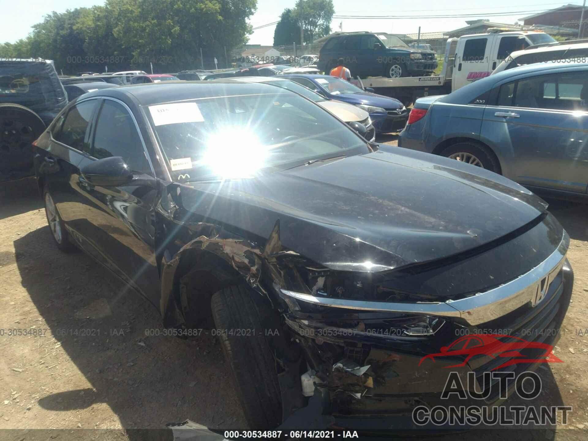 HONDA ACCORD SEDAN 2018 - 1HGCV1F16JA140006