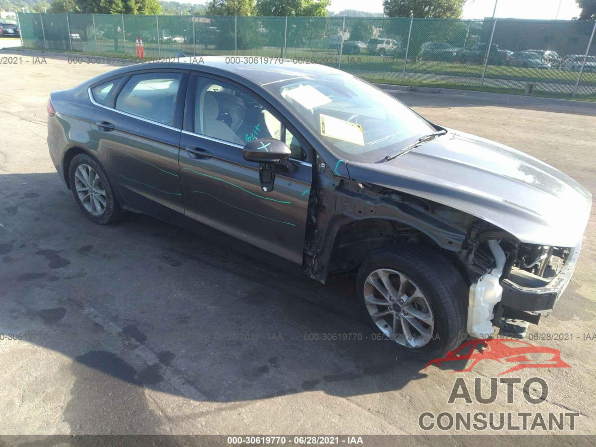 FORD FUSION 2019 - 3FA6P0H71KR107509