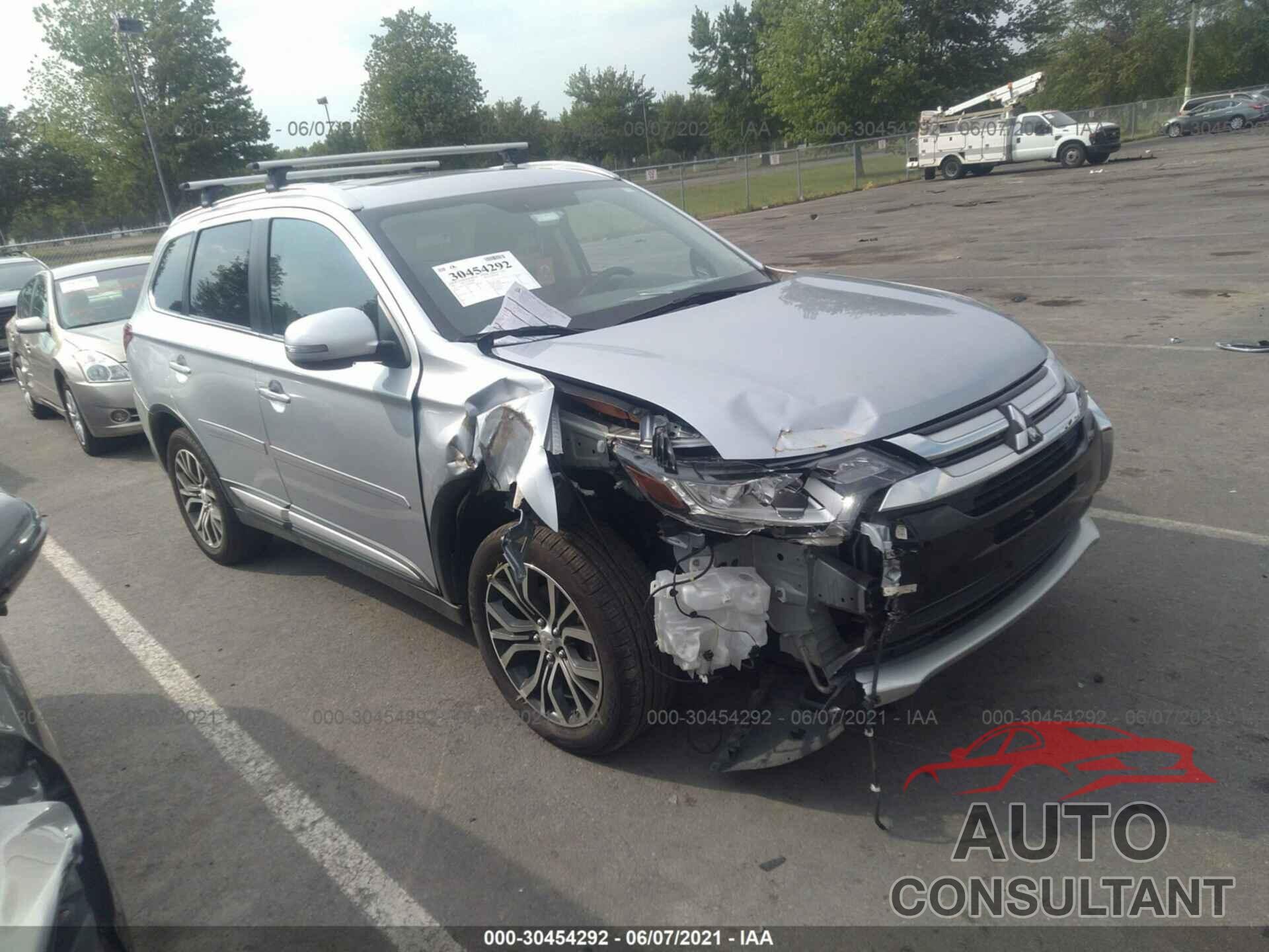 MITSUBISHI OUTLANDER 2017 - JA4AZ3A37HZ016363