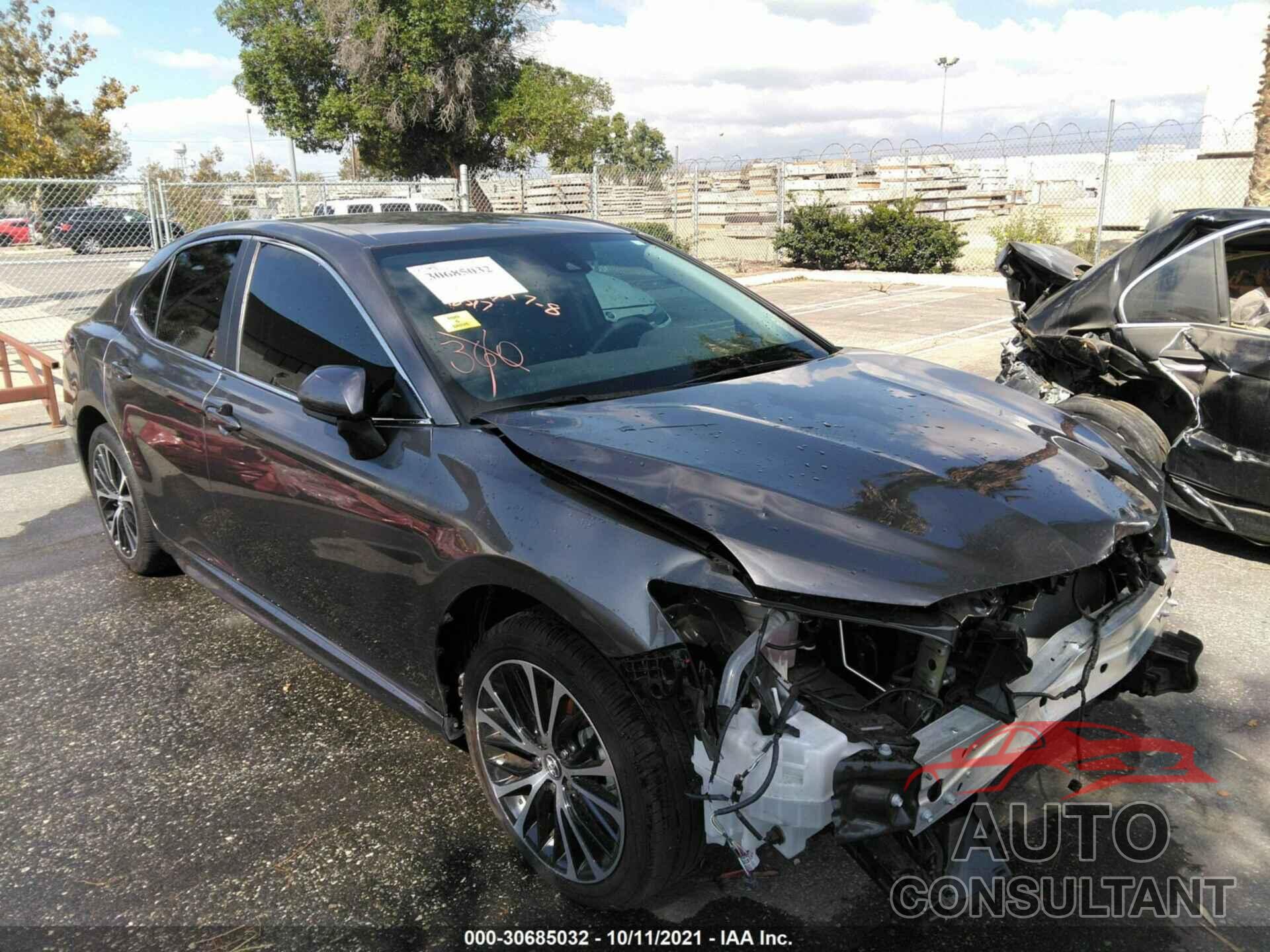 TOYOTA CAMRY 2020 - 4T1G11AKXLU907610