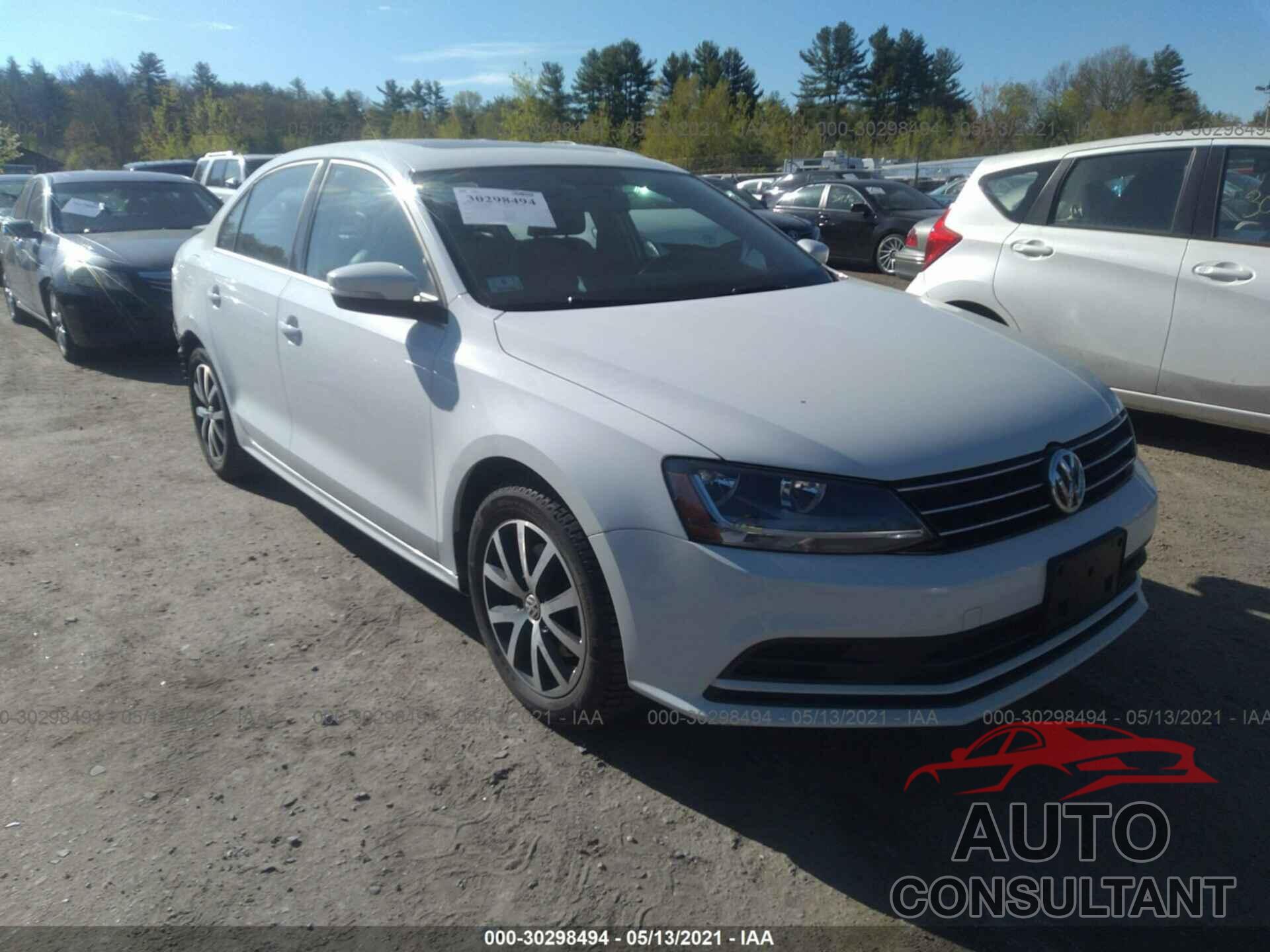 VOLKSWAGEN JETTA 2017 - 3VWDB7AJ1HM364042