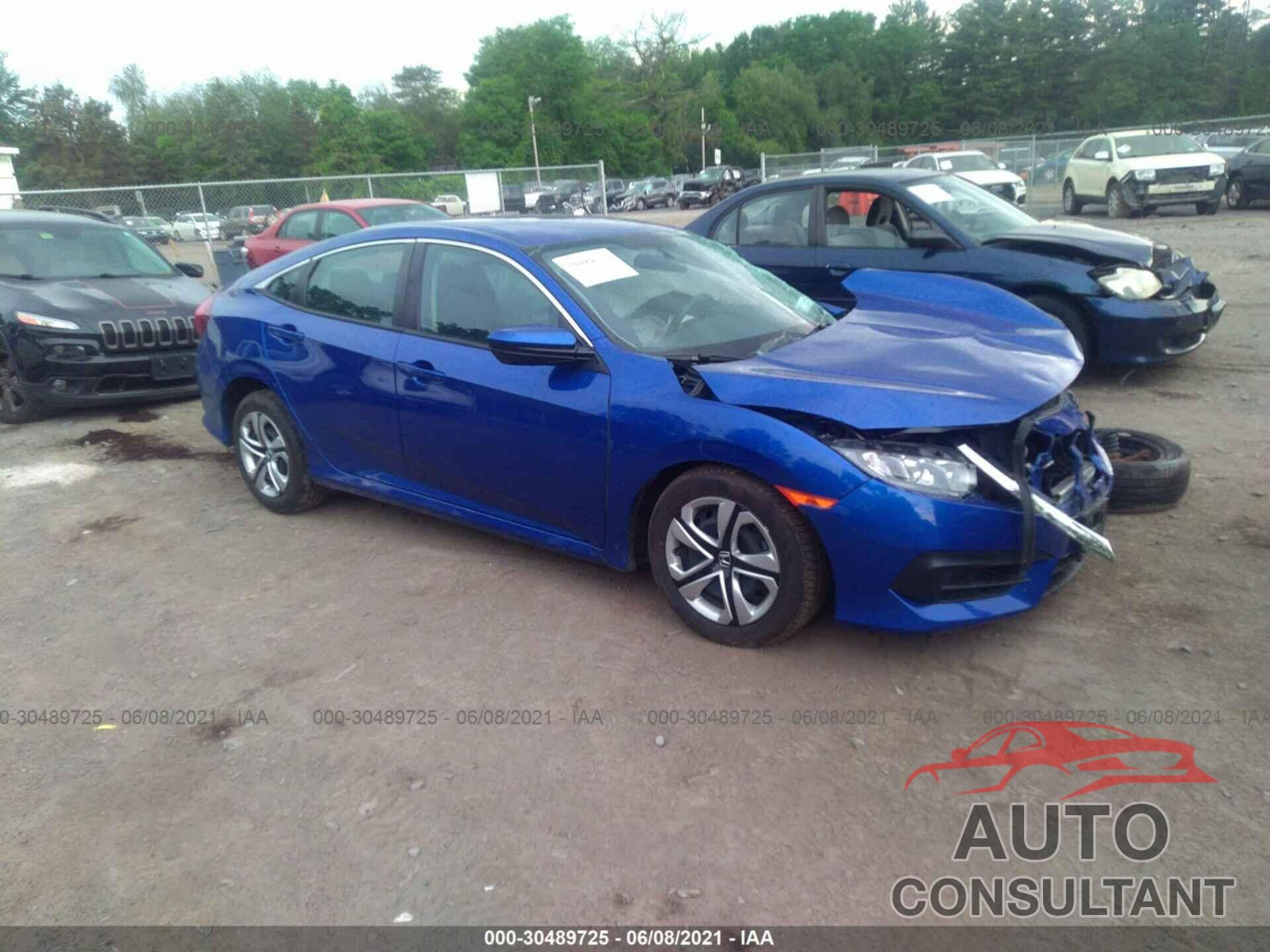 HONDA CIVIC SEDAN 2018 - 19XFC2F51JE201902