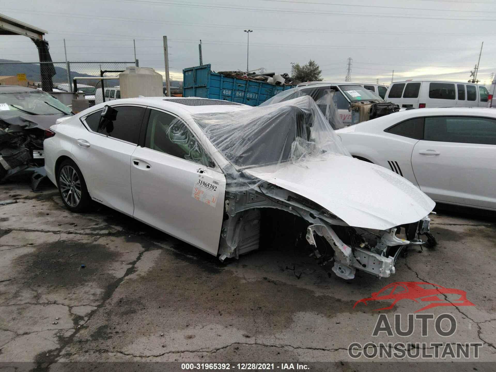 LEXUS ES 2019 - JTHB21B14K2038691