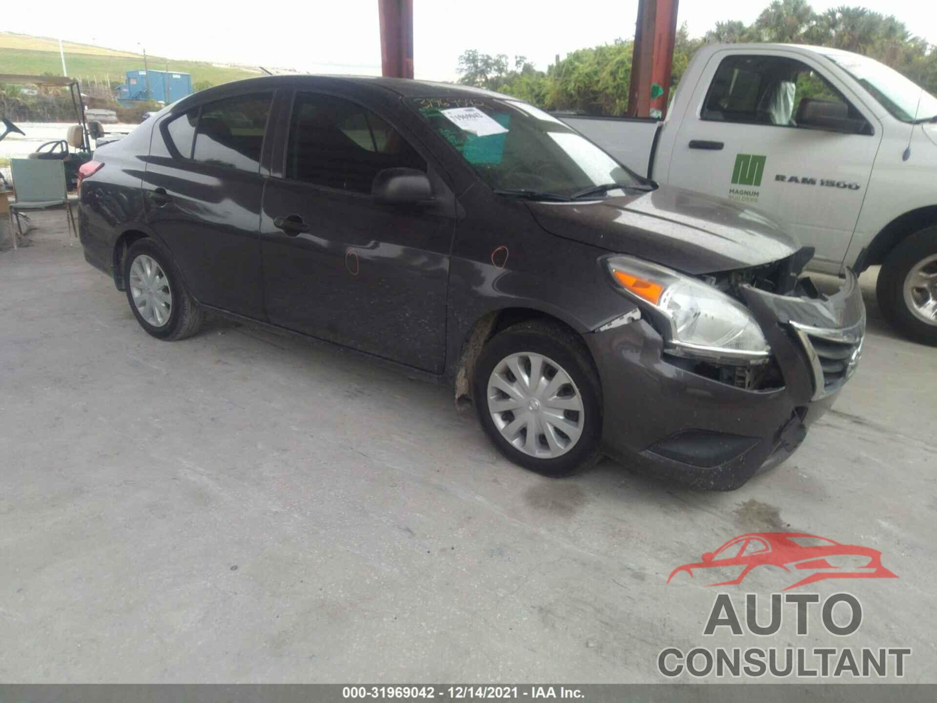 NISSAN VERSA 2015 - 2T1BURHE0GC485600