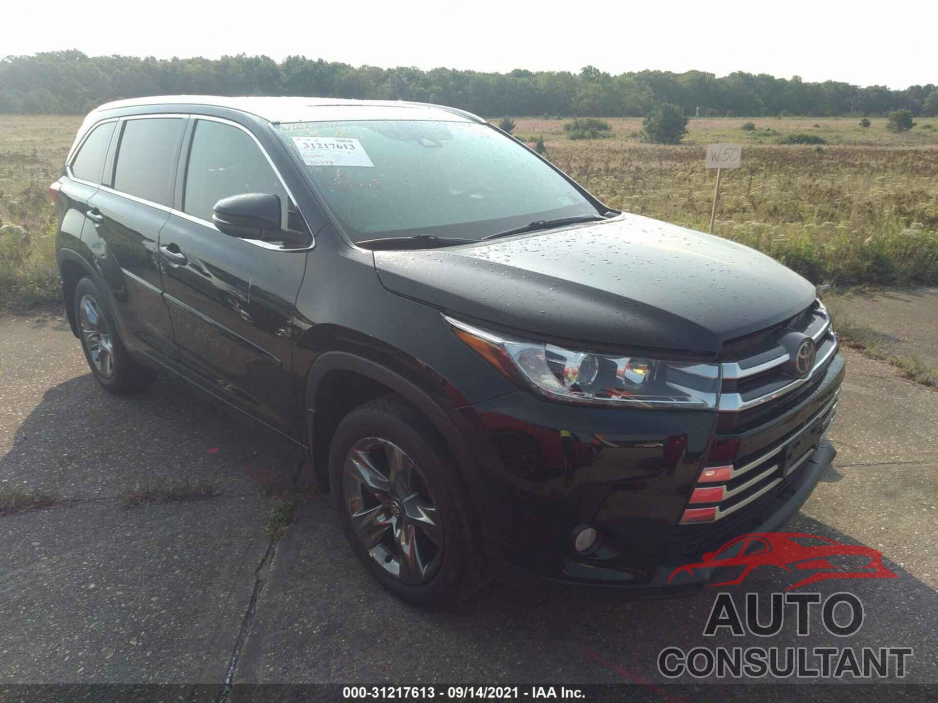 TOYOTA HIGHLANDER 2018 - 5TDDZRFH5JS829198