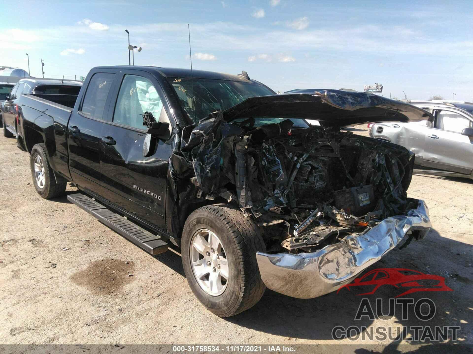 CHEVROLET SILVERADO 1500 2018 - 1GCRCREC8JZ178547