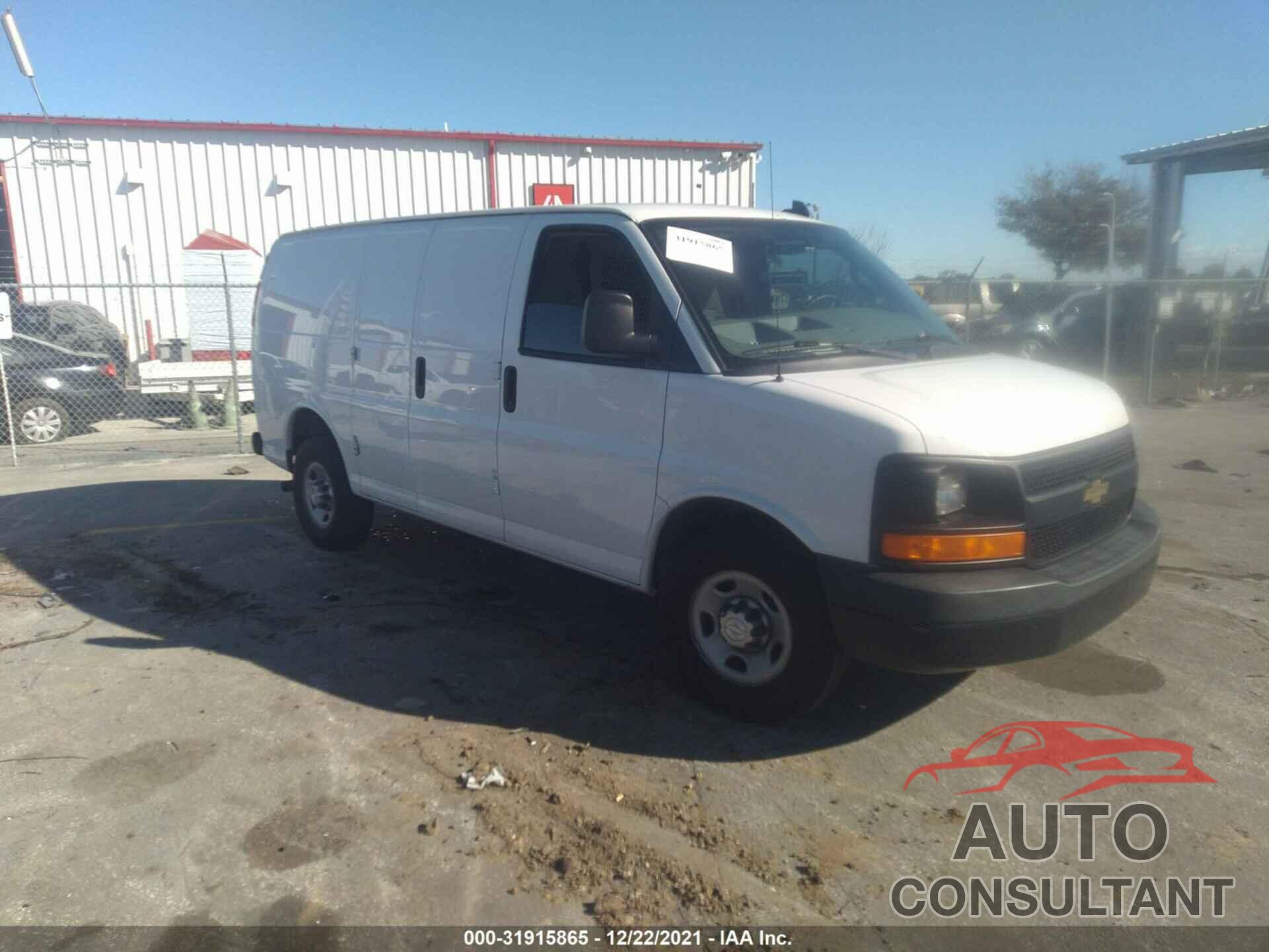 CHEVROLET EXPRESS CARGO VAN 2017 - 1GCWGAFF7H1229367