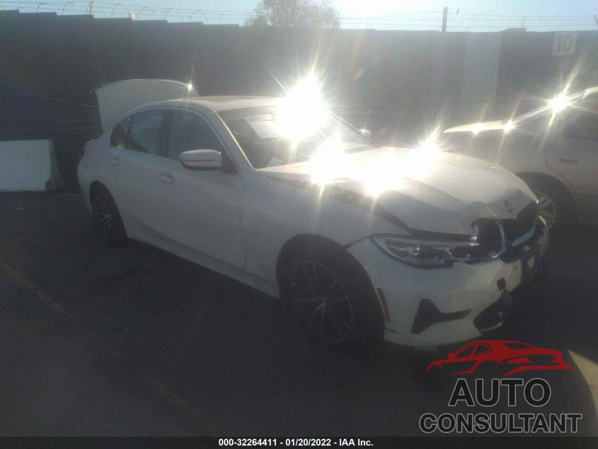BMW 3 SERIES 2019 - WBA5R1C5XKAK06381
