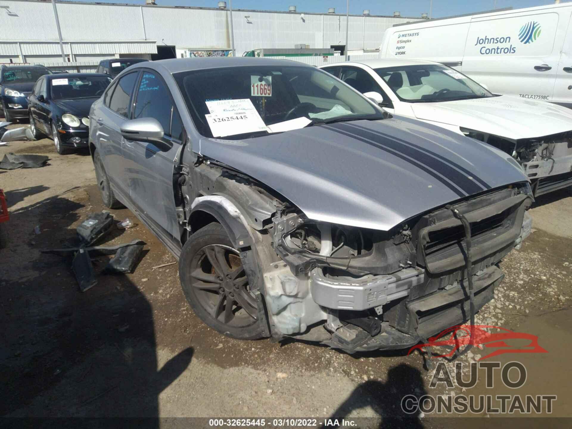 FORD FUSION 2018 - 3FA6P0H70JR159647