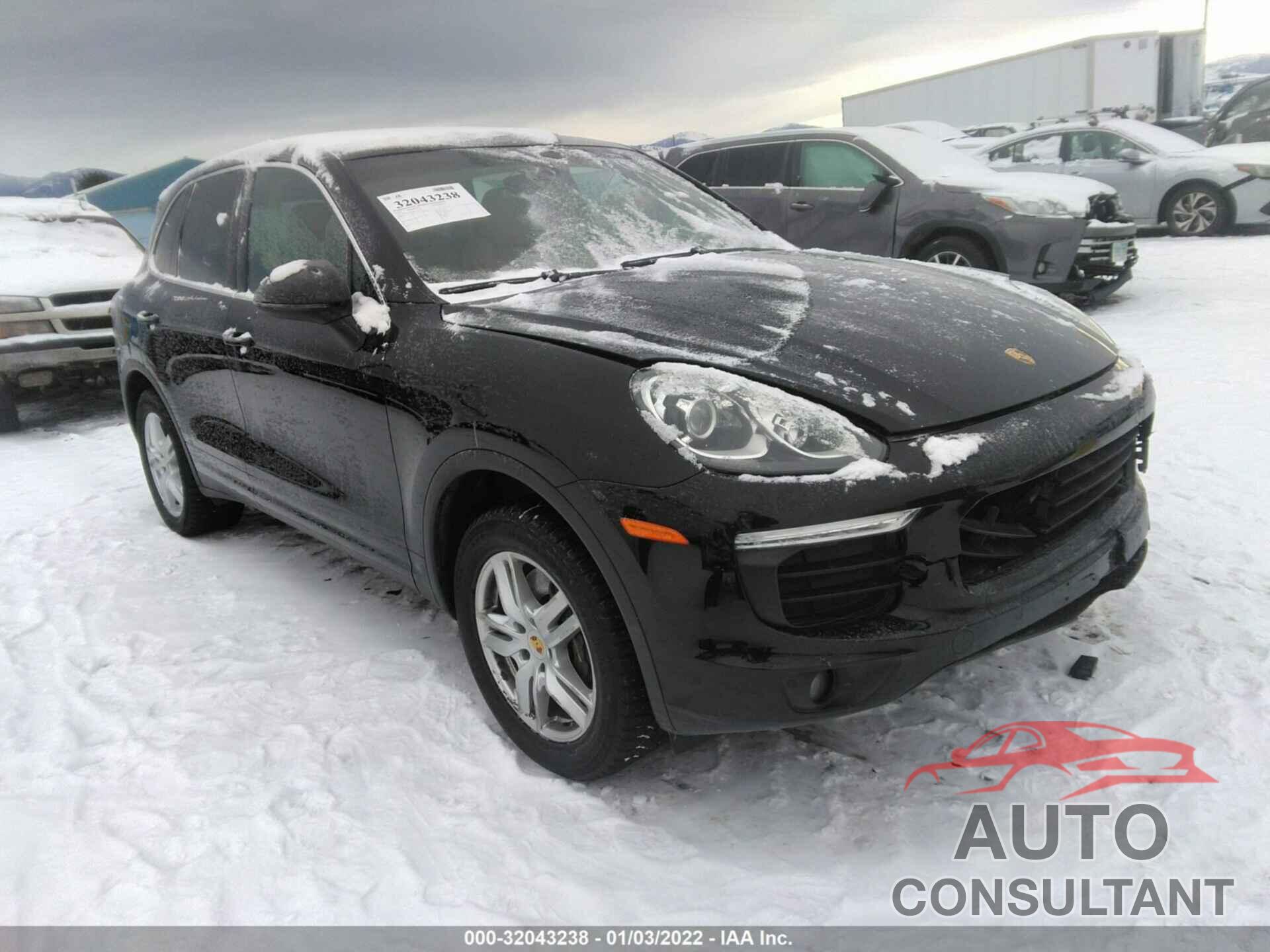 PORSCHE CAYENNE 2016 - WP1AA2A23GLA11045