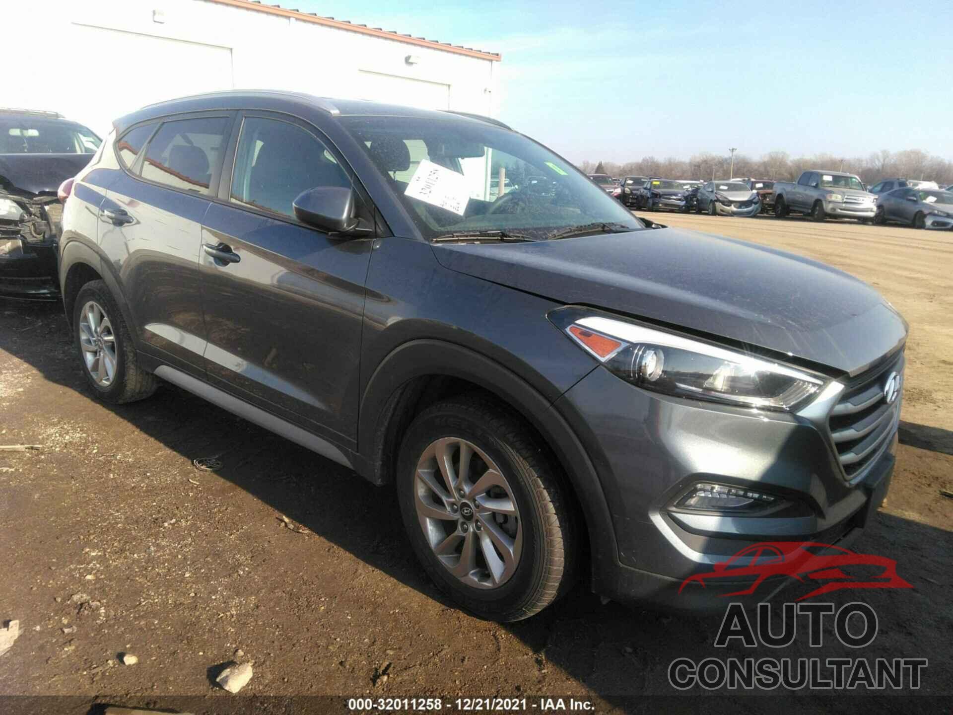 HYUNDAI TUCSON 2018 - KM8J33A45JU610464
