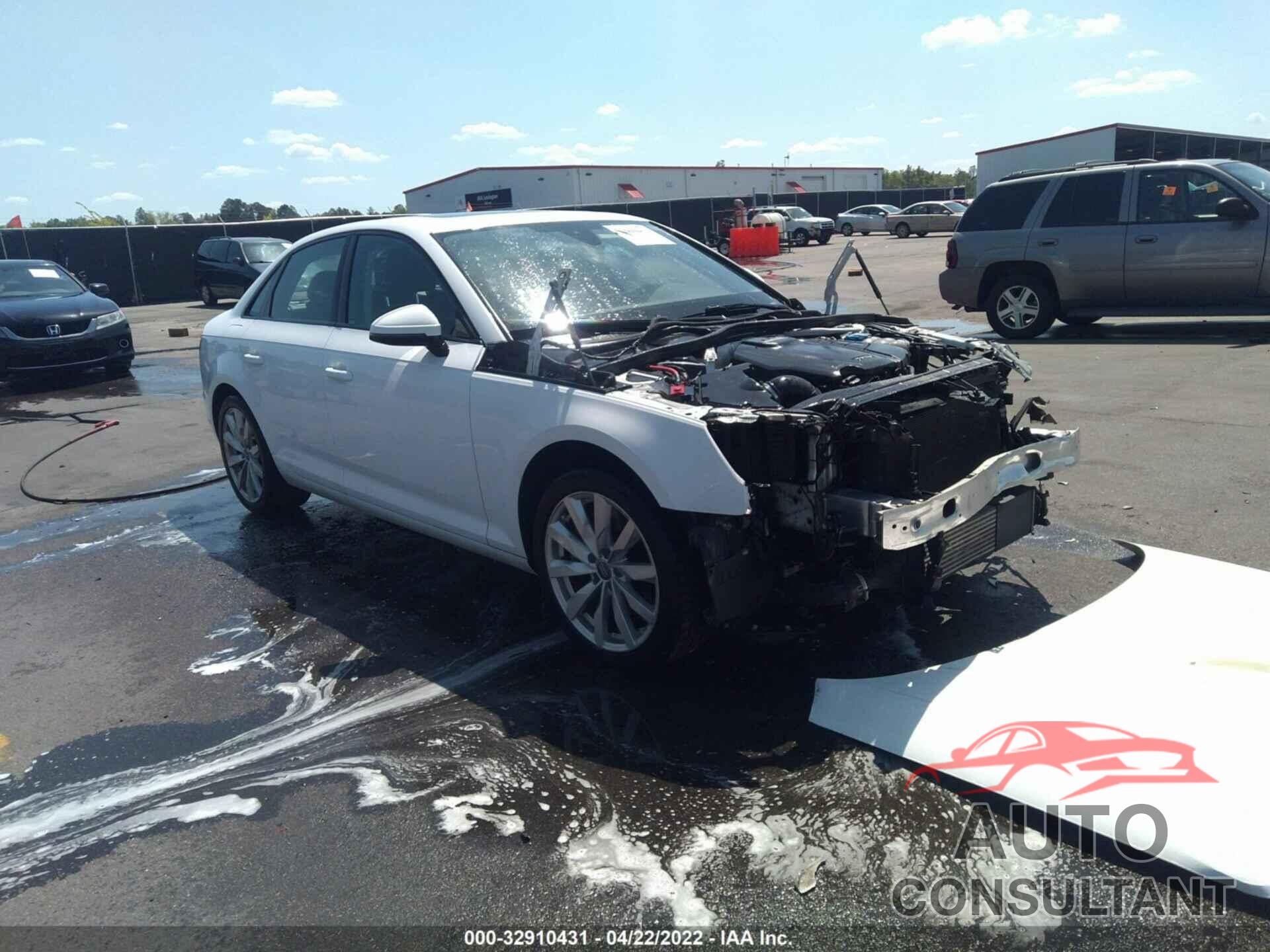 AUDI A4 2017 - WAUANAF49HN006137