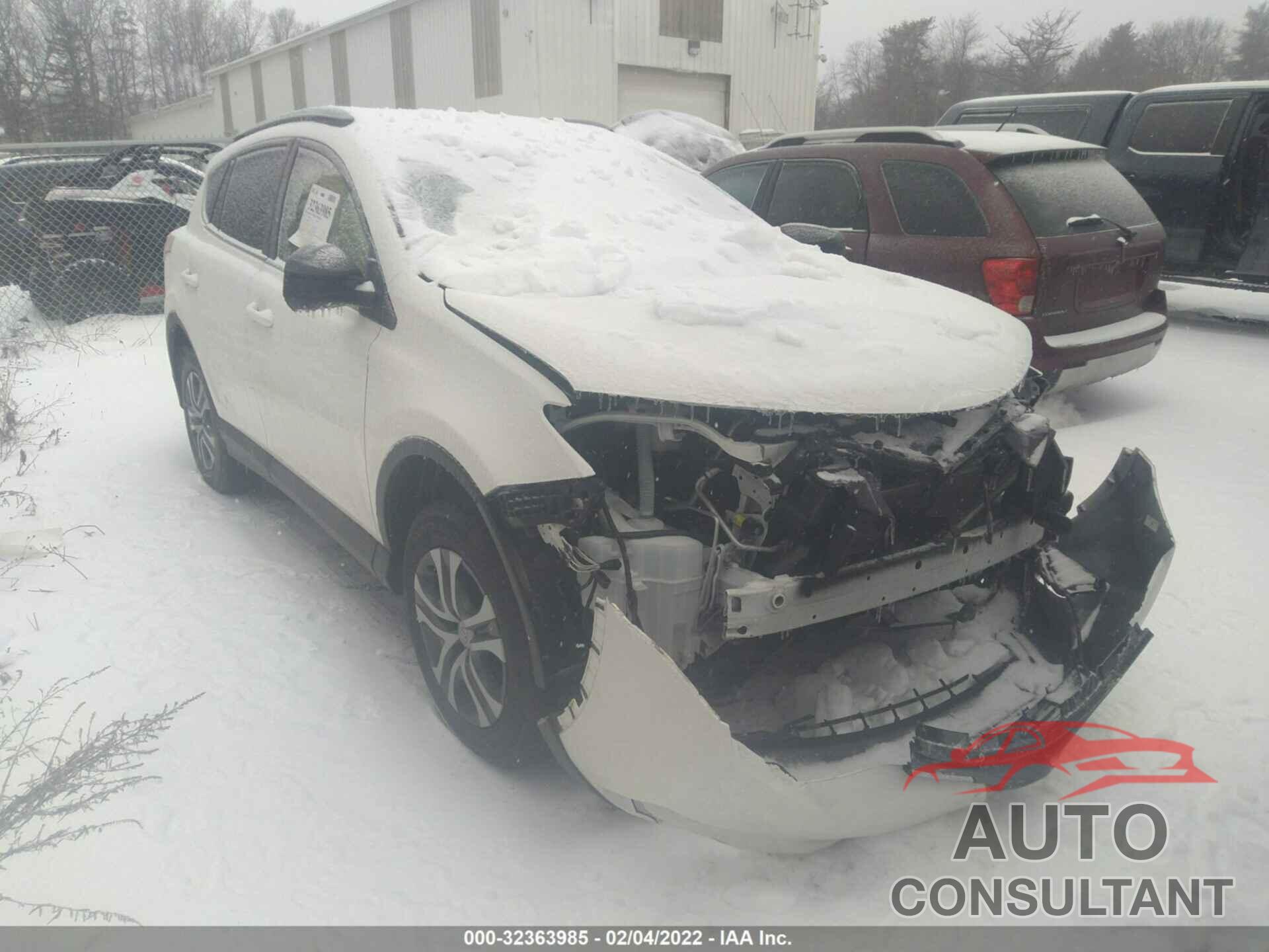 TOYOTA RAV4 2017 - JTMBFREV1HJ127121