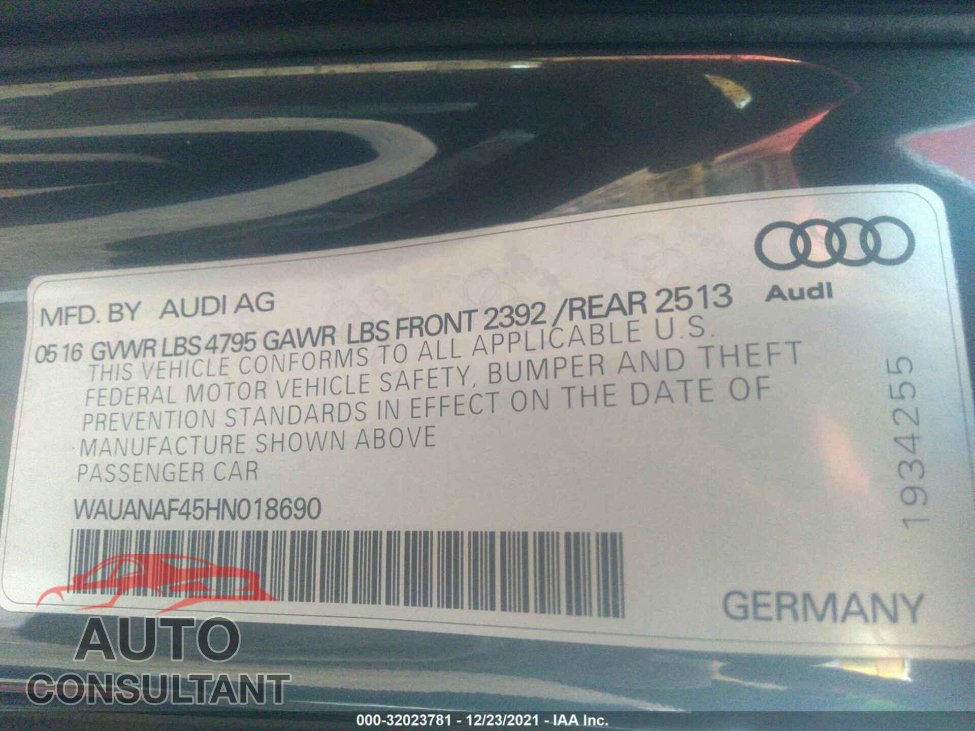 AUDI A4 2017 - WAUANAF45HN018690