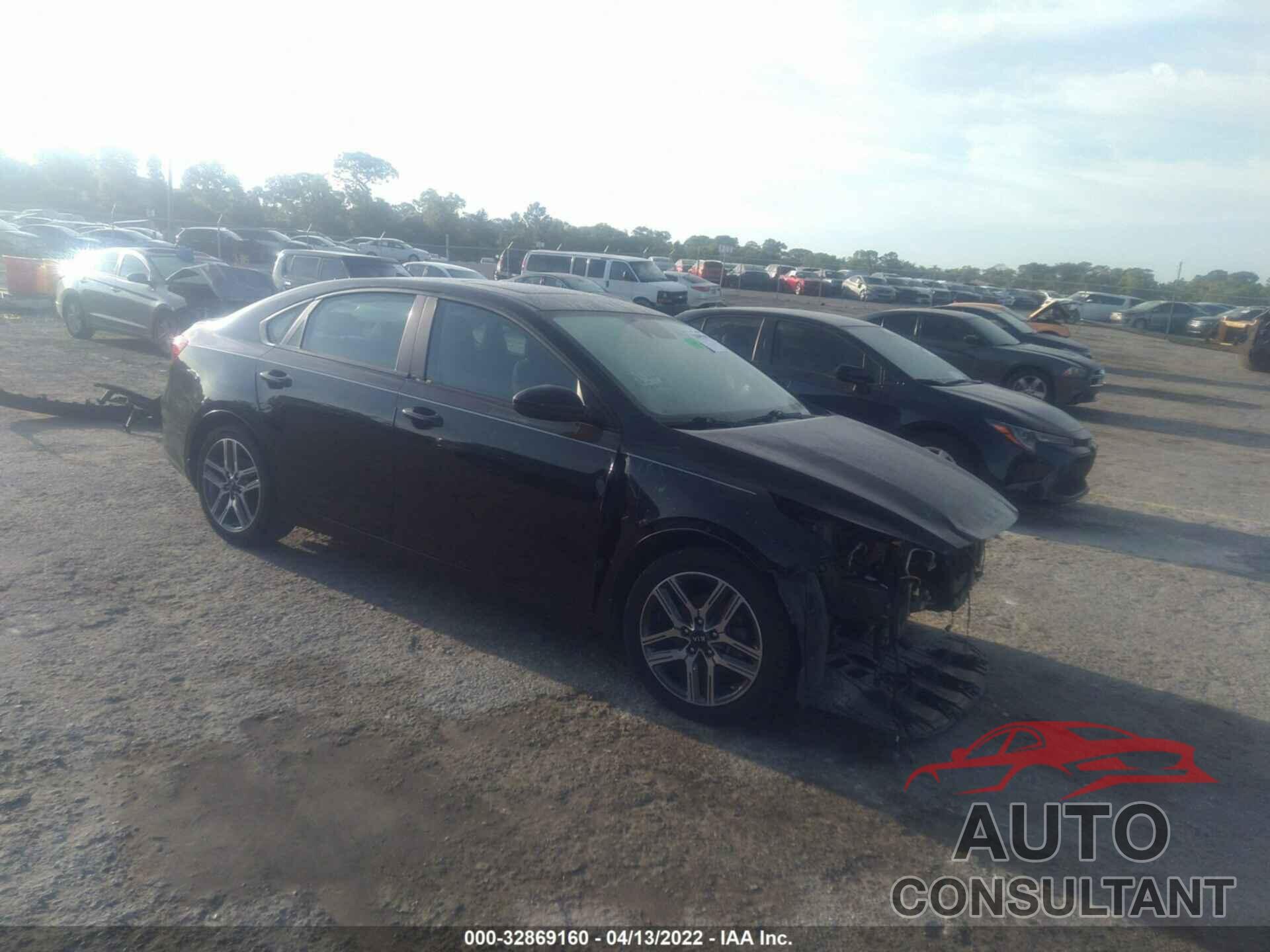 KIA FORTE 2019 - 3KPF34AD1KE063077