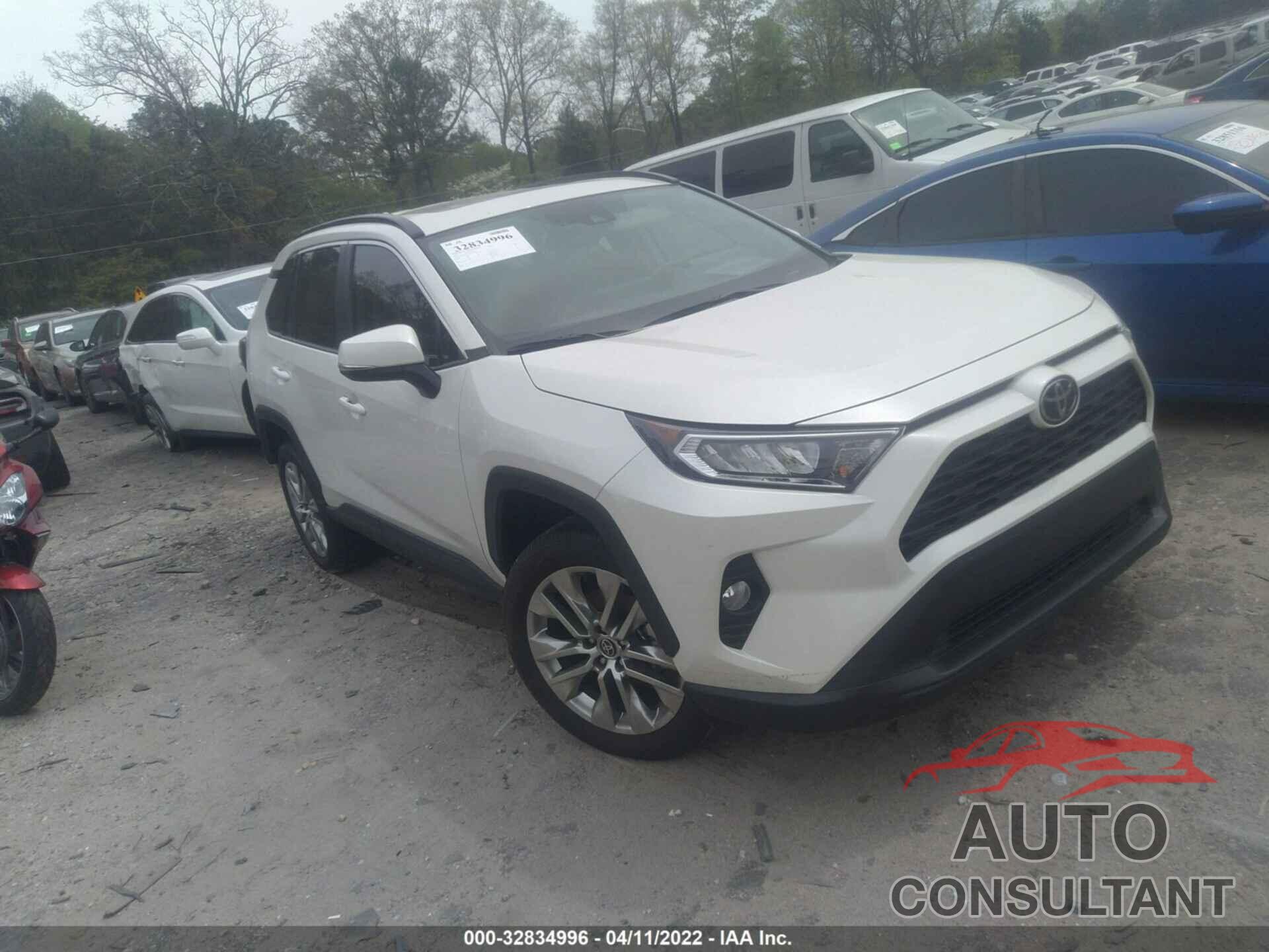 TOYOTA RAV4 2021 - 2T3C1RFV0MW148118
