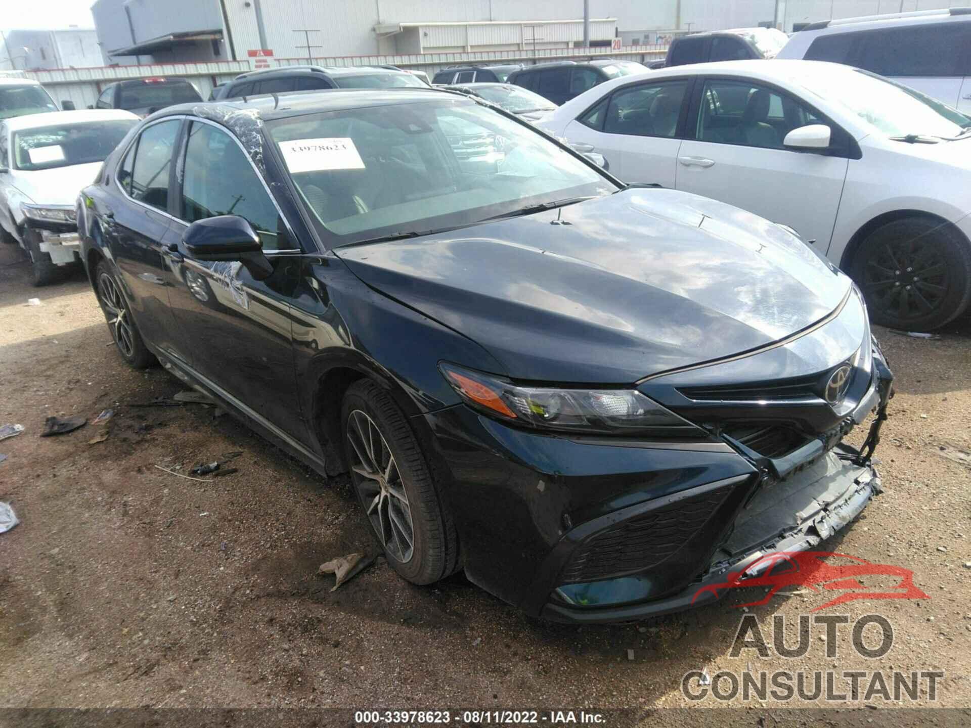 TOYOTA CAMRY 2021 - 4T1G11AK7MU566202