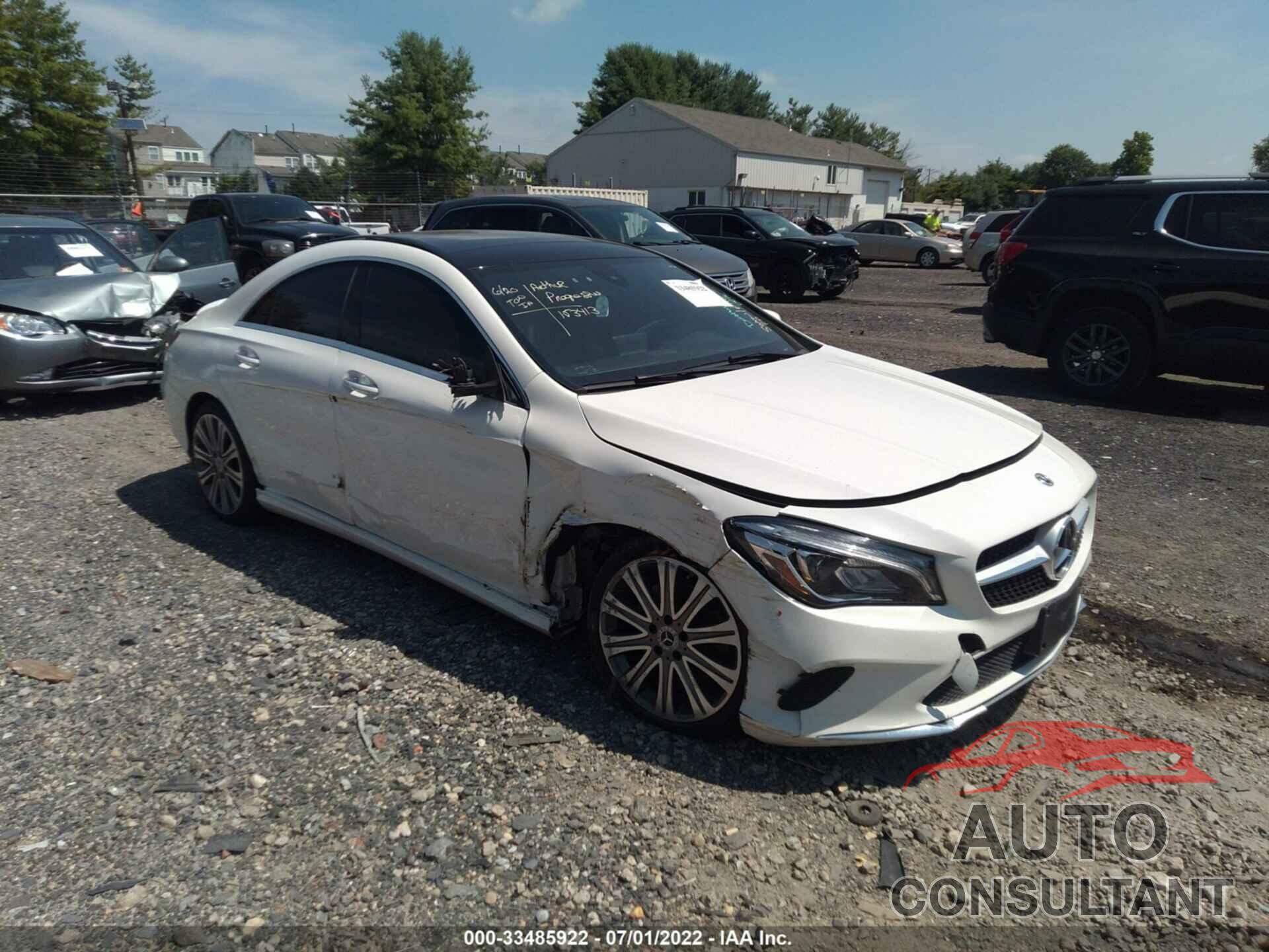 MERCEDES-BENZ CLA 2018 - WDDSJ4GB5JN543908