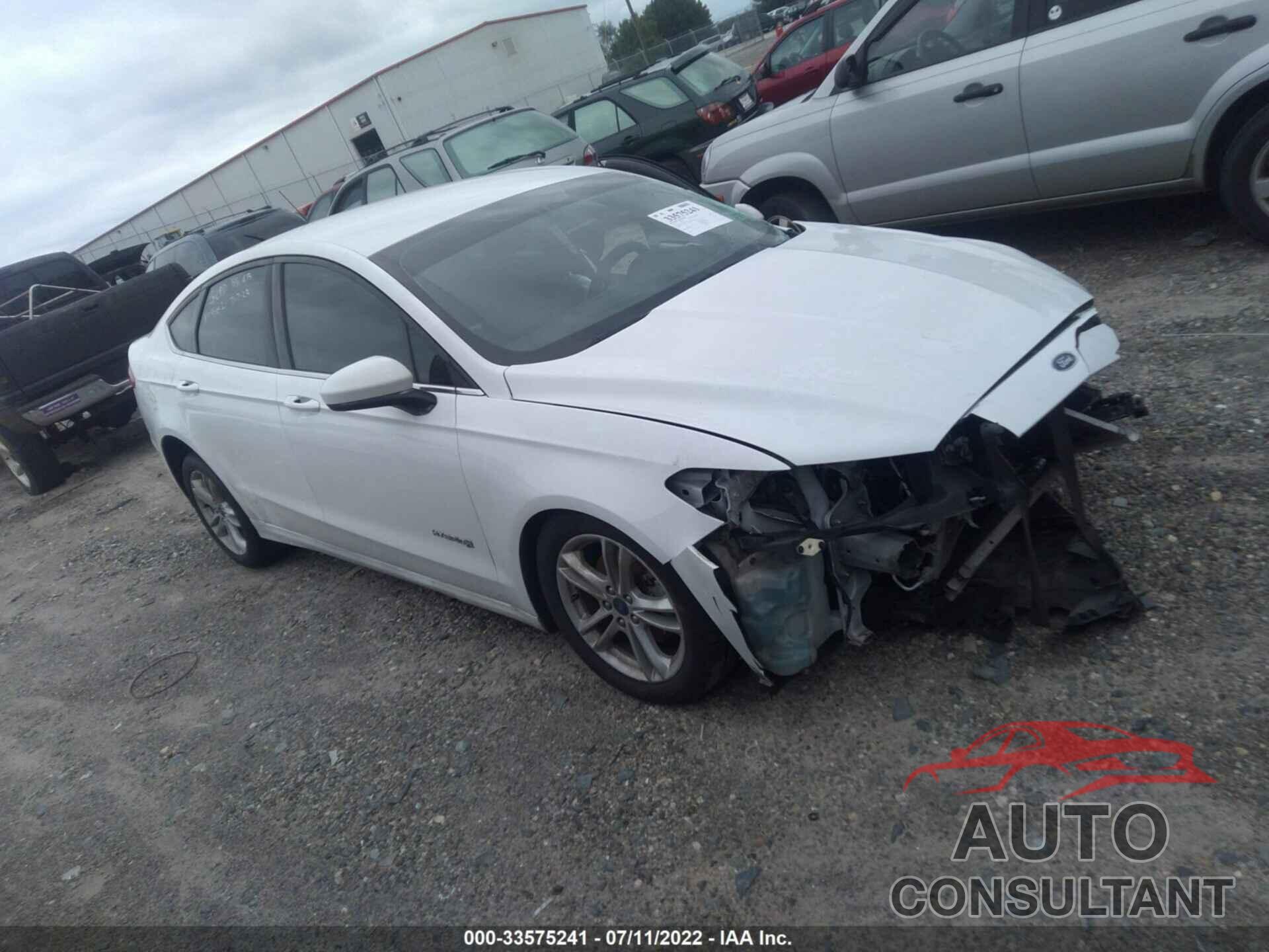 FORD FUSION HYBRID 2018 - 3FA6P0LU4JR119682