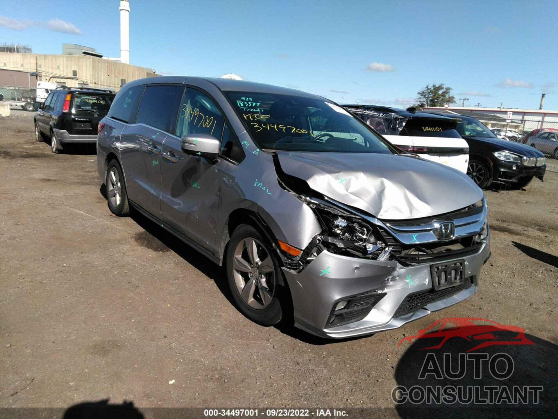 HONDA ODYSSEY 2018 - 5FNRL6H75JB062726