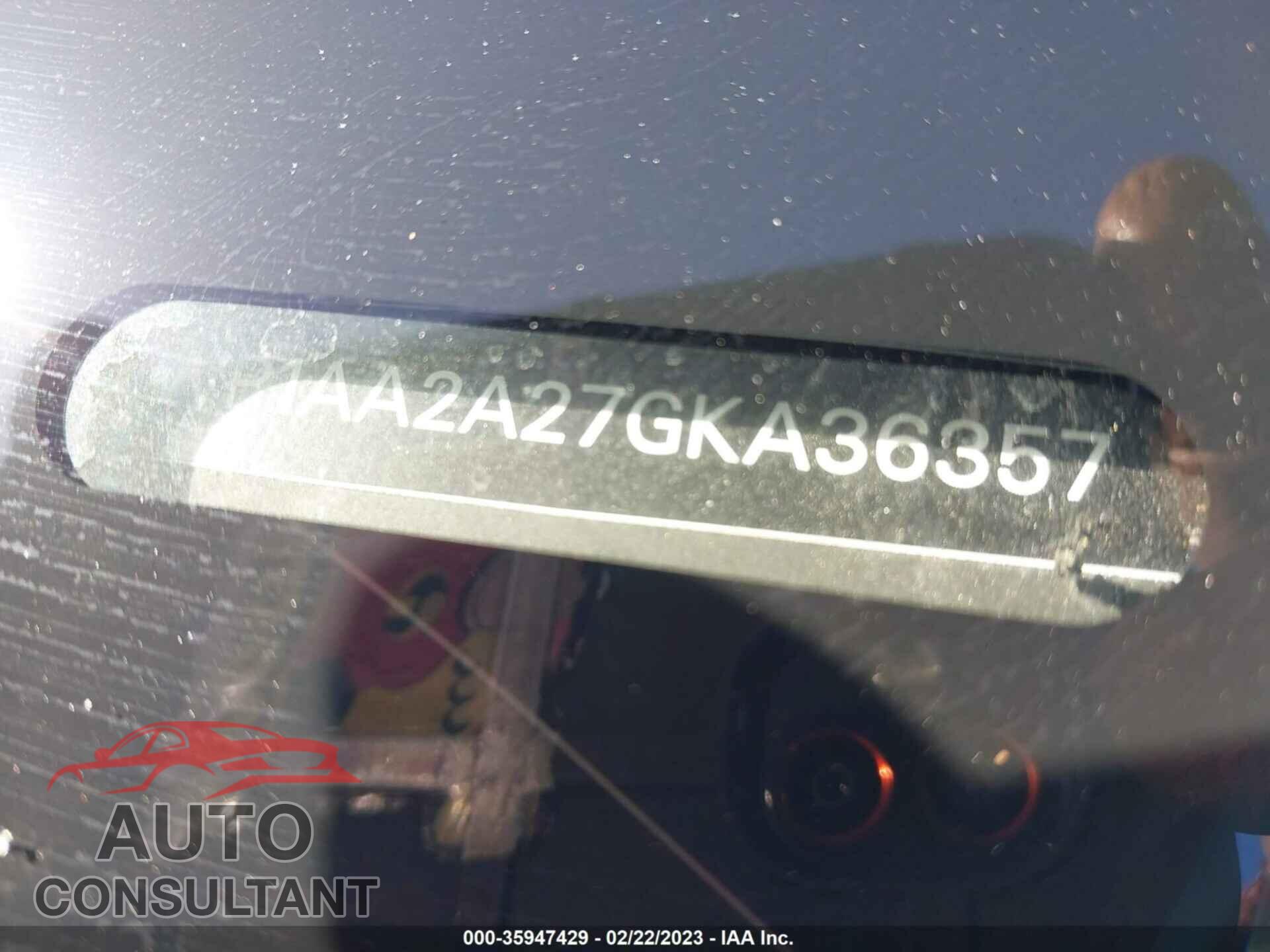 PORSCHE CAYENNE 2016 - WP1AA2A27GKA36357