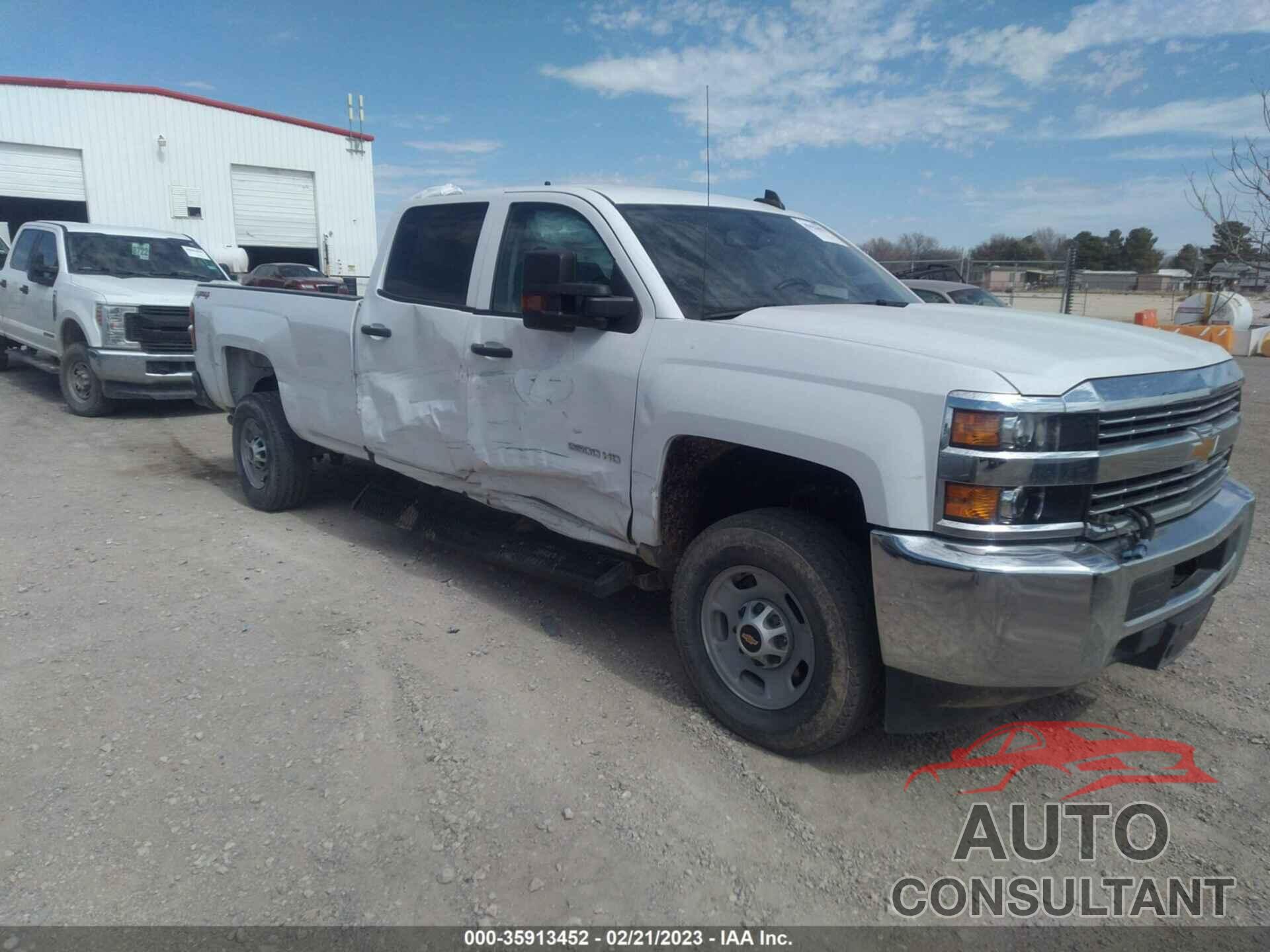 CHEVROLET SILVERADO 2500HD 2018 - 1GC1KUEG9JF270113