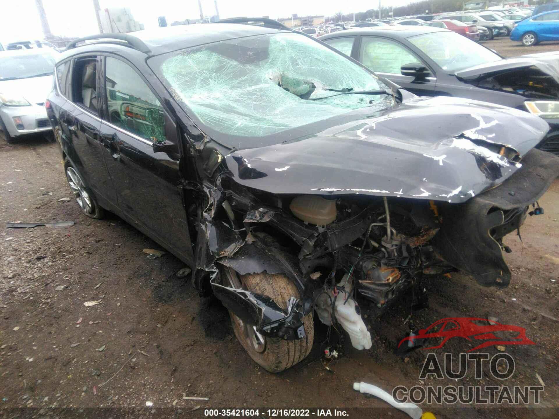 FORD ESCAPE 2018 - 1FMCU0GDXJUC87122